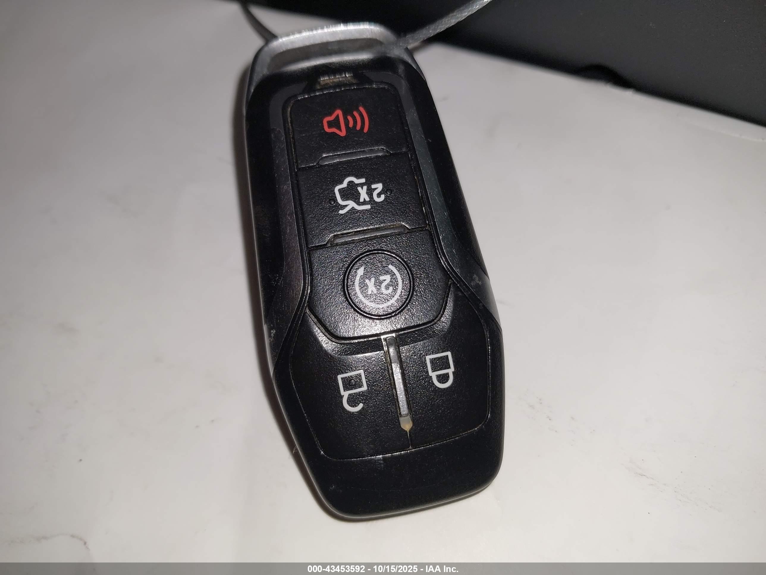 FORD EXPLORER image 11