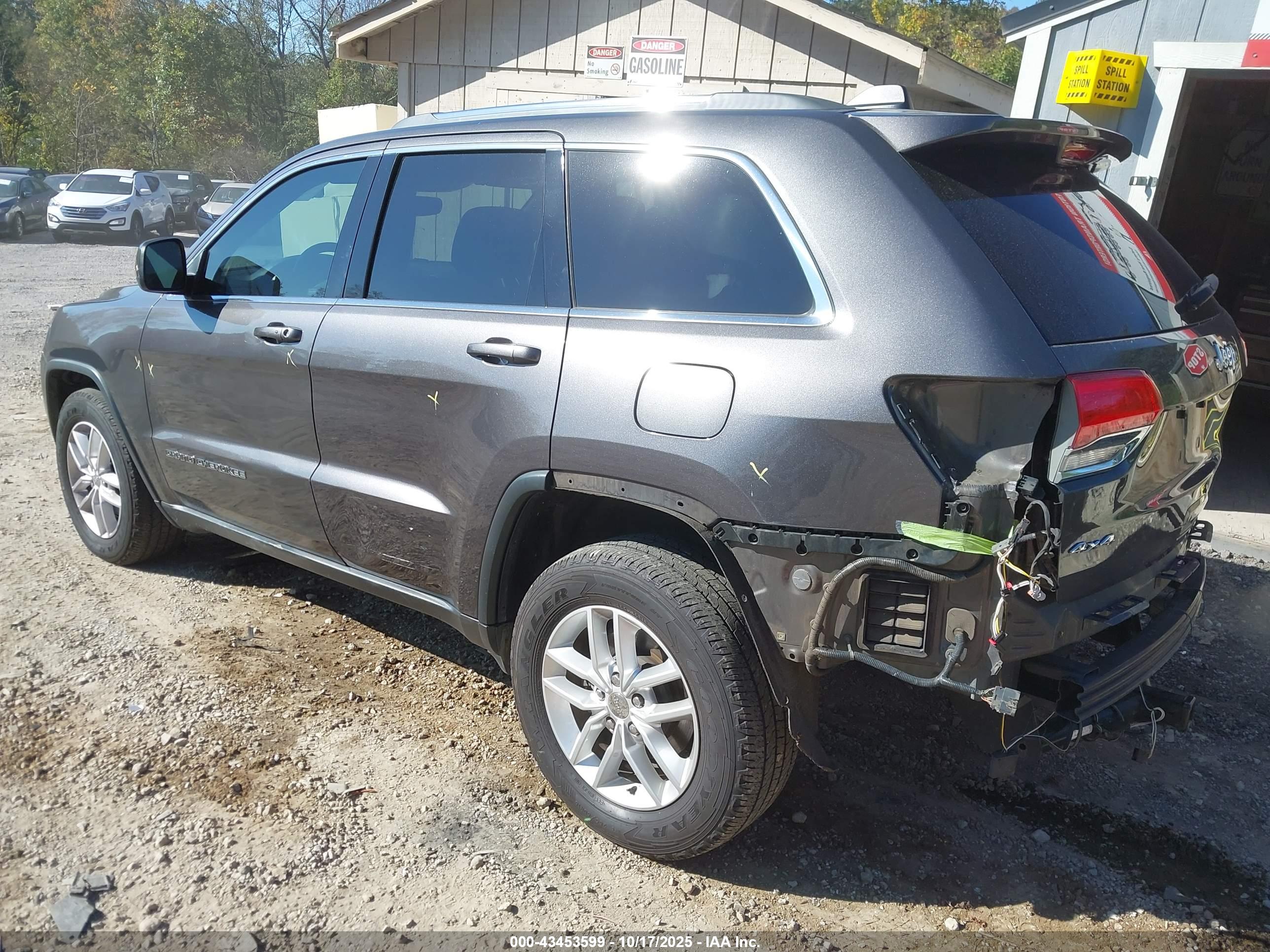 JEEP GRAND image 3