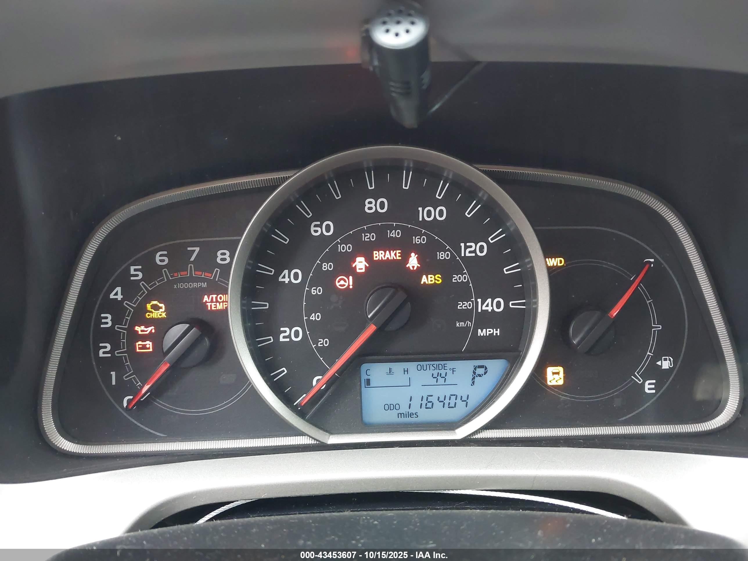TOYOTA RAV4 image 7