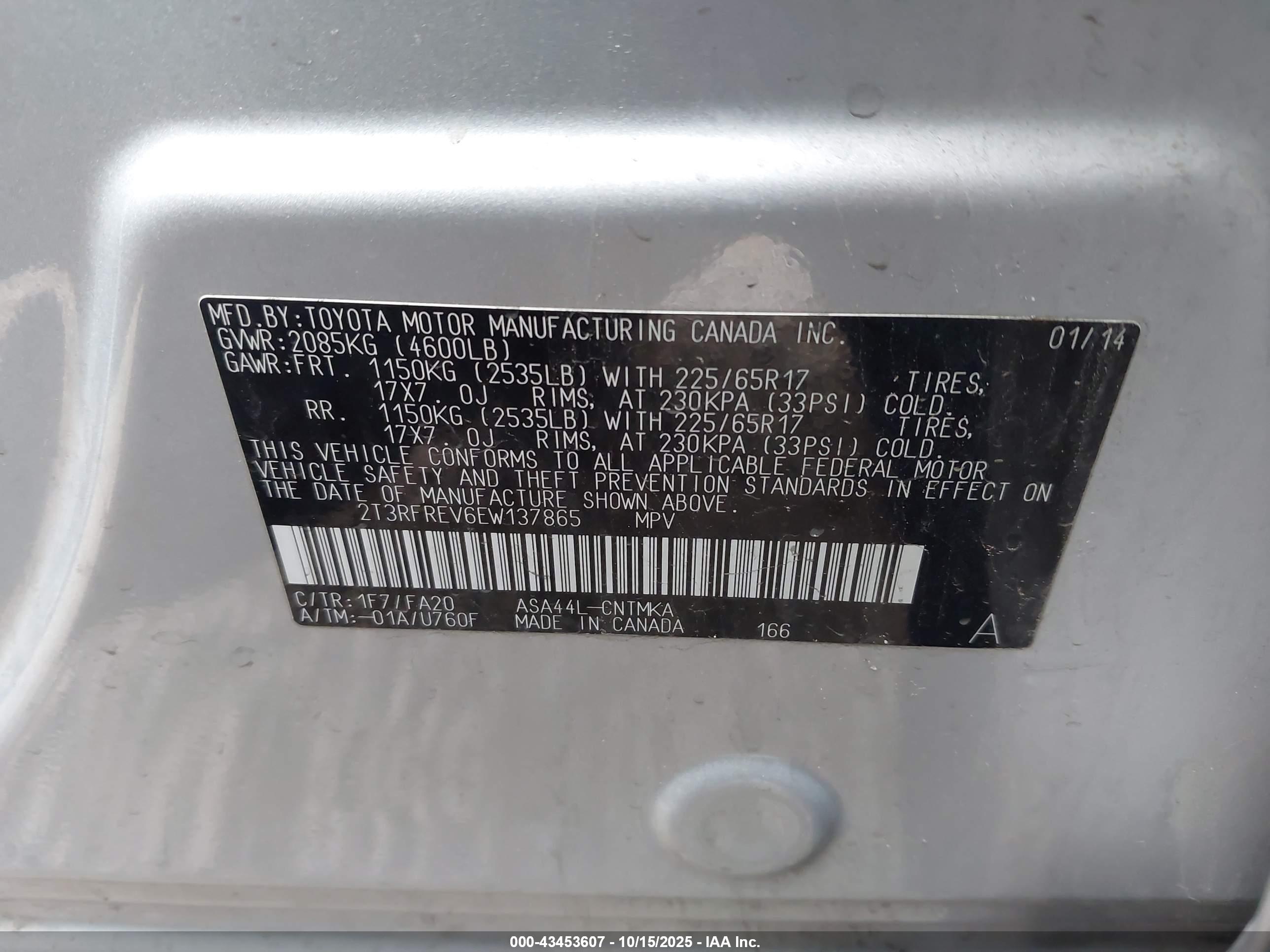 TOYOTA RAV4 image 9