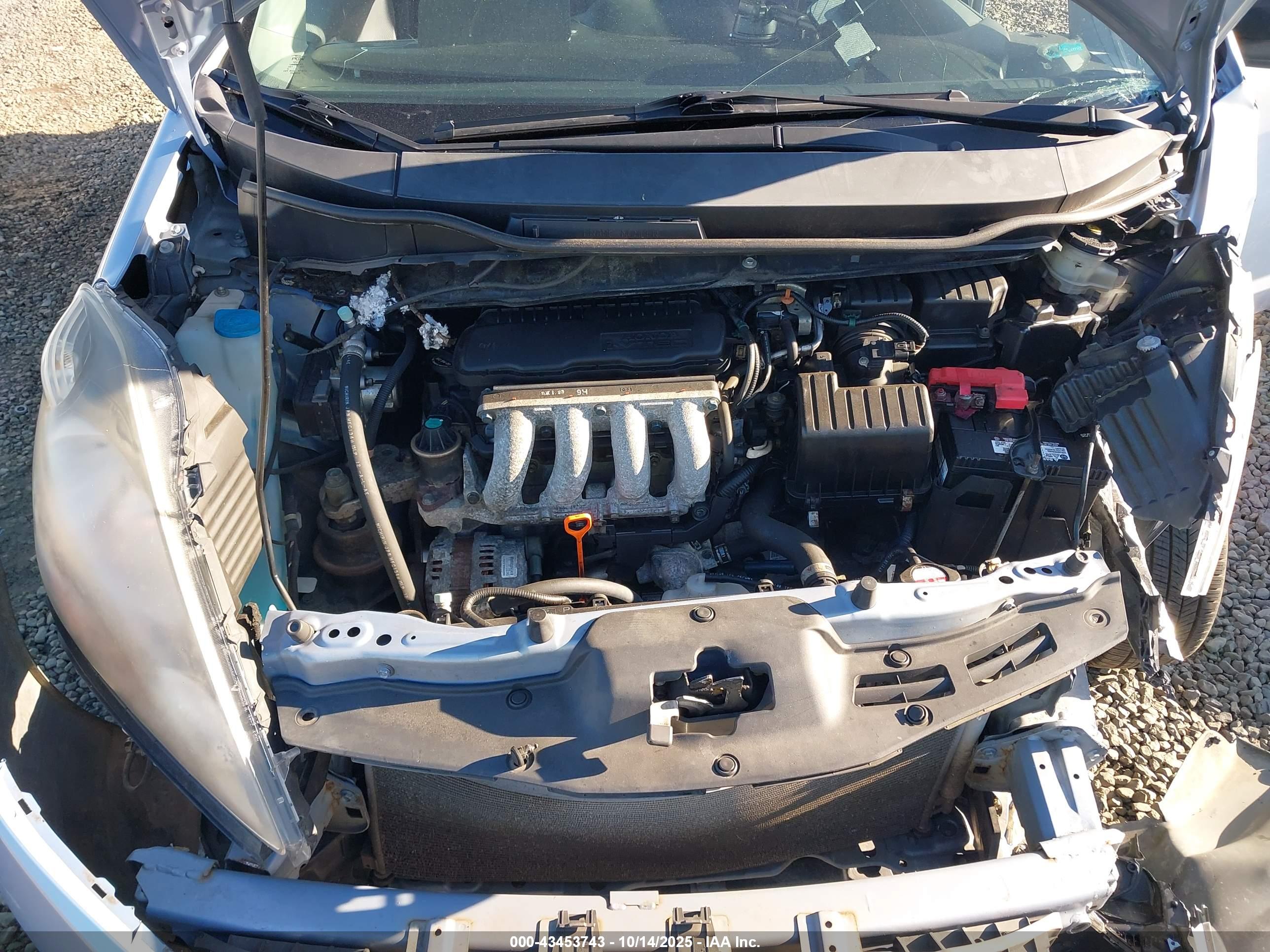HONDA FIT image 10