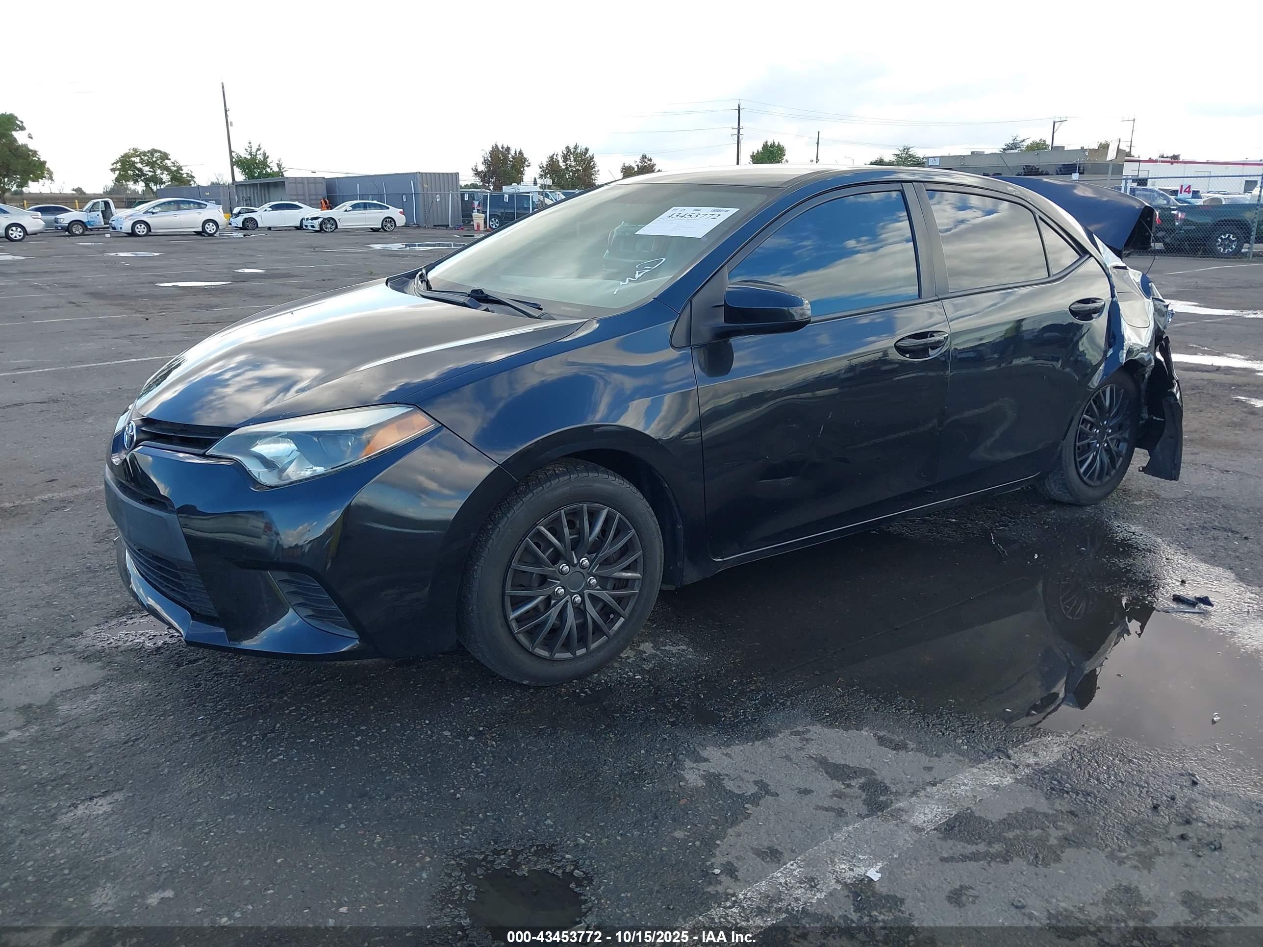 TOYOTA COROLLA image 2