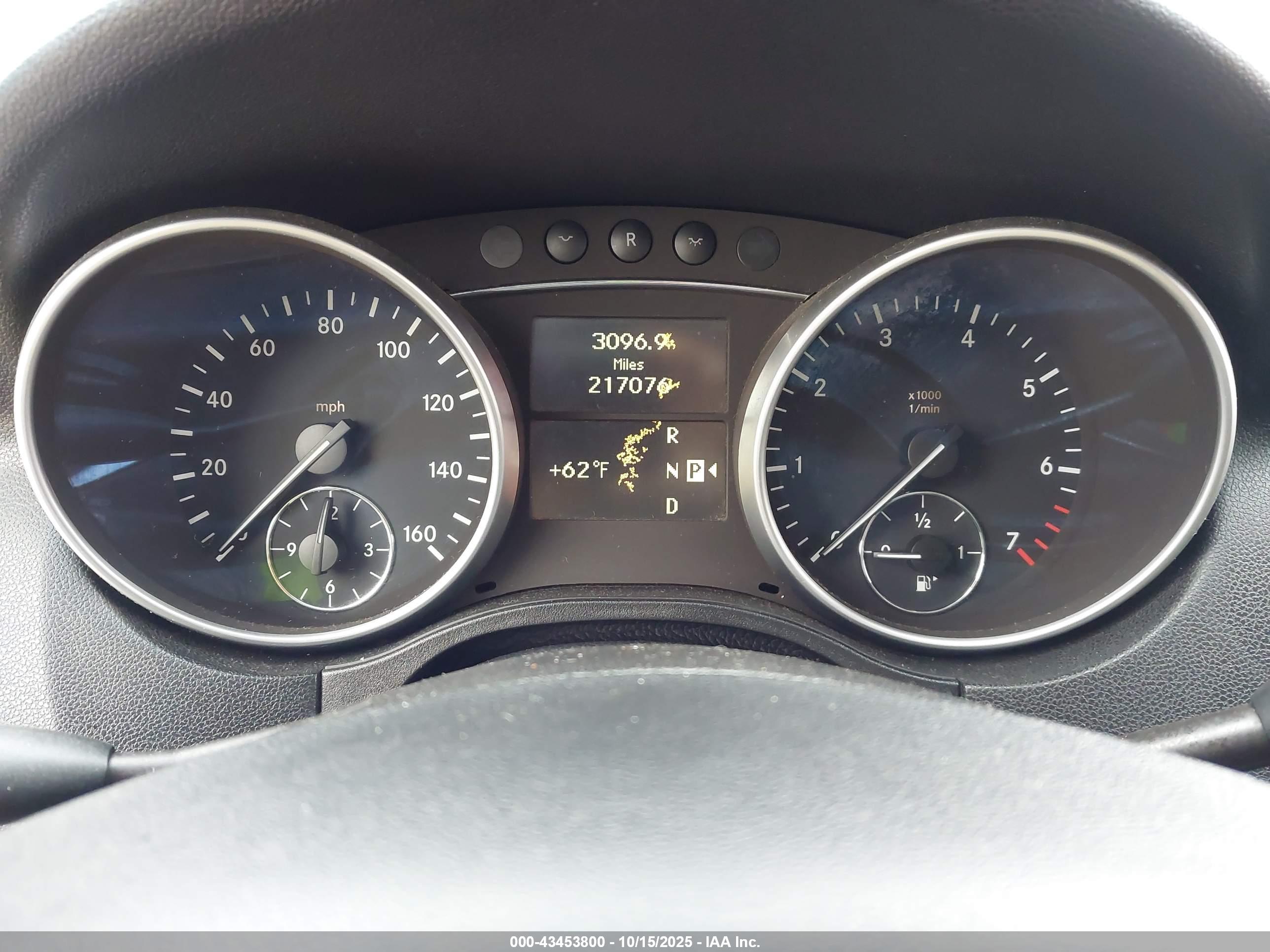MERCEDES-BENZ ML image 7