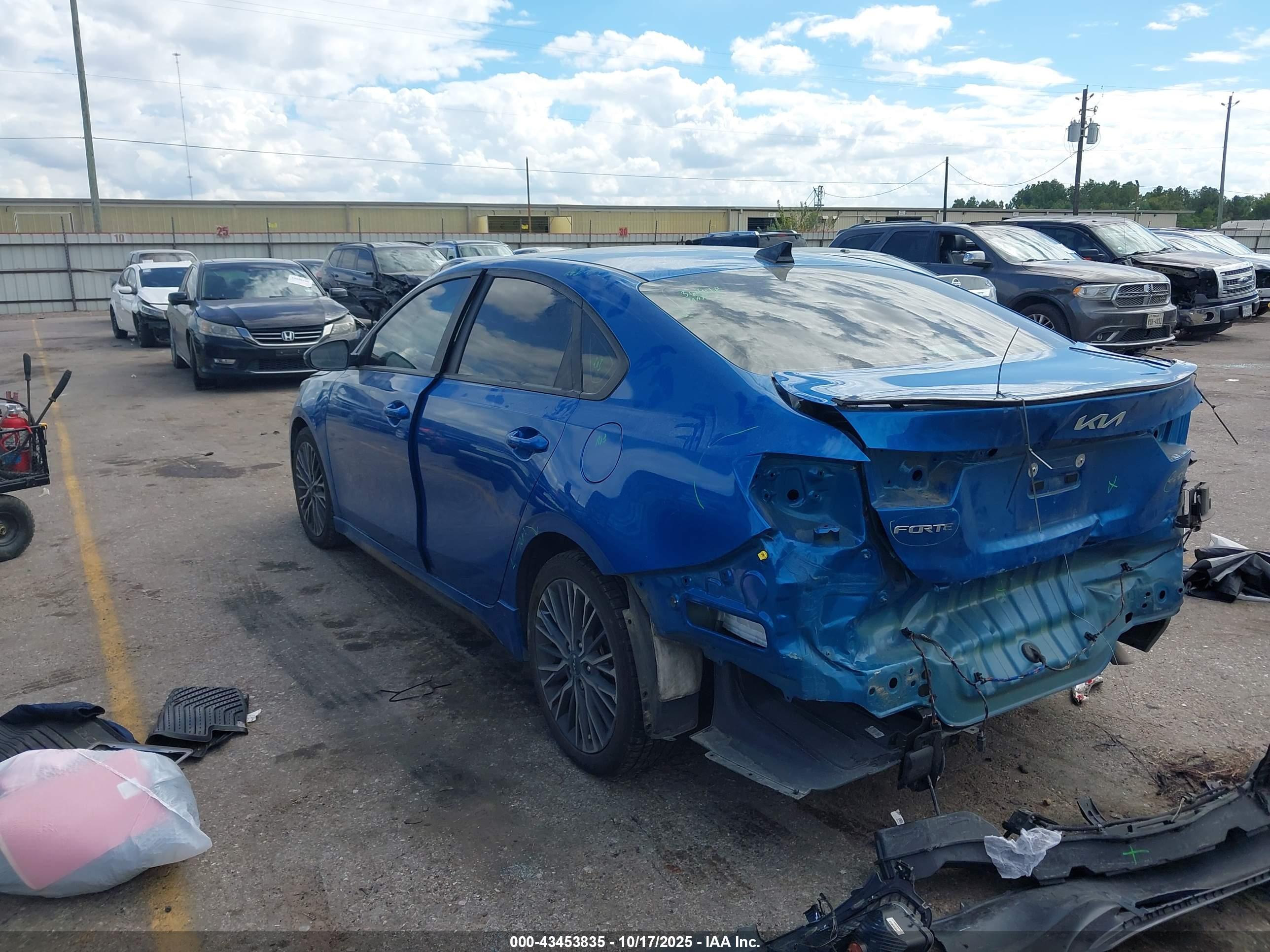 KIA FORTE image 3
