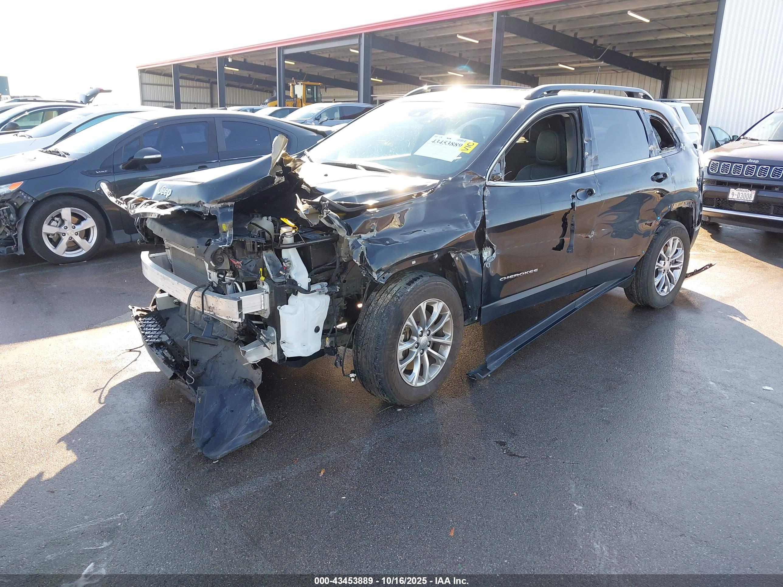 JEEP CHEROKEE image 2