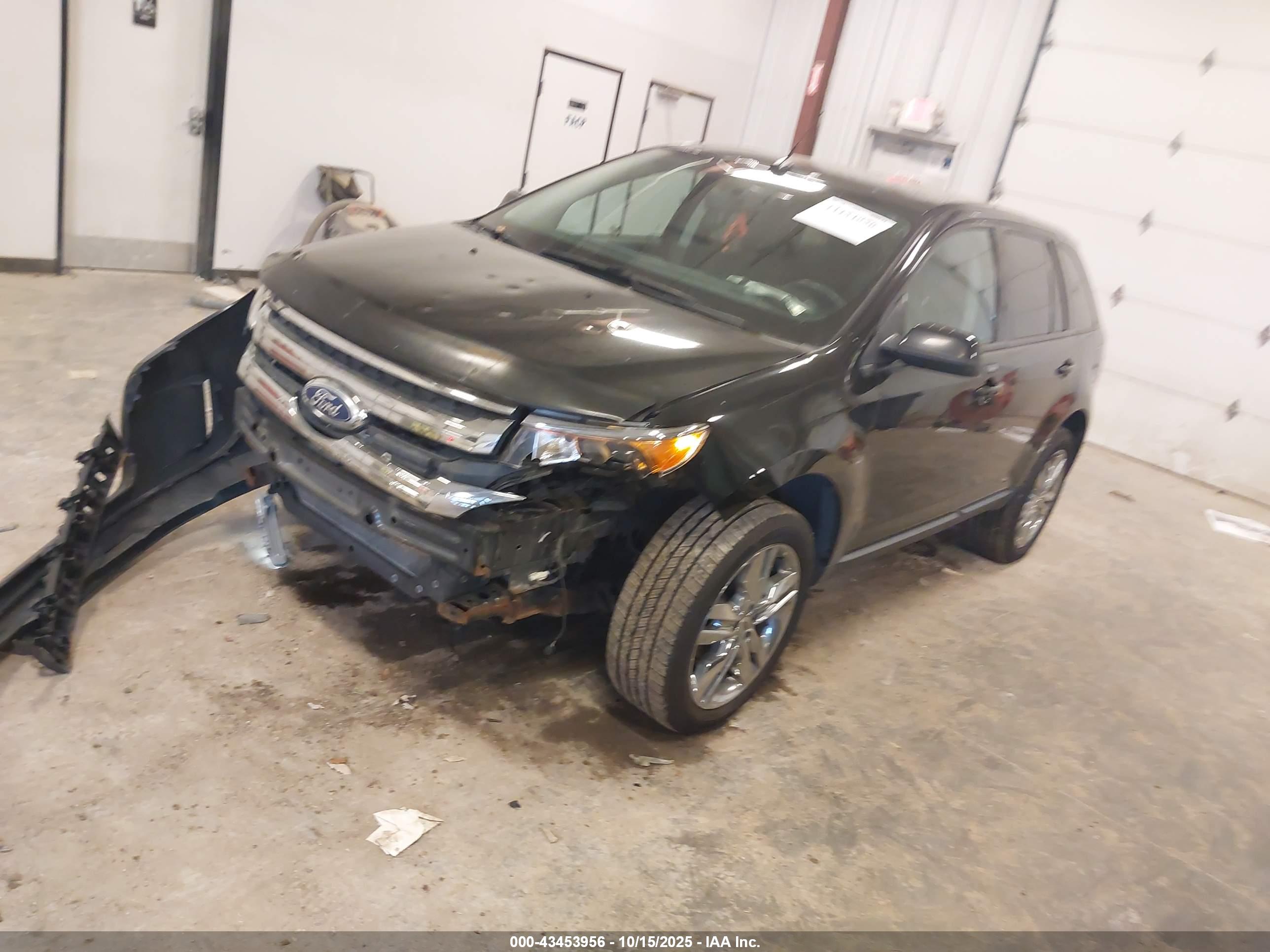 FORD EDGE image 2