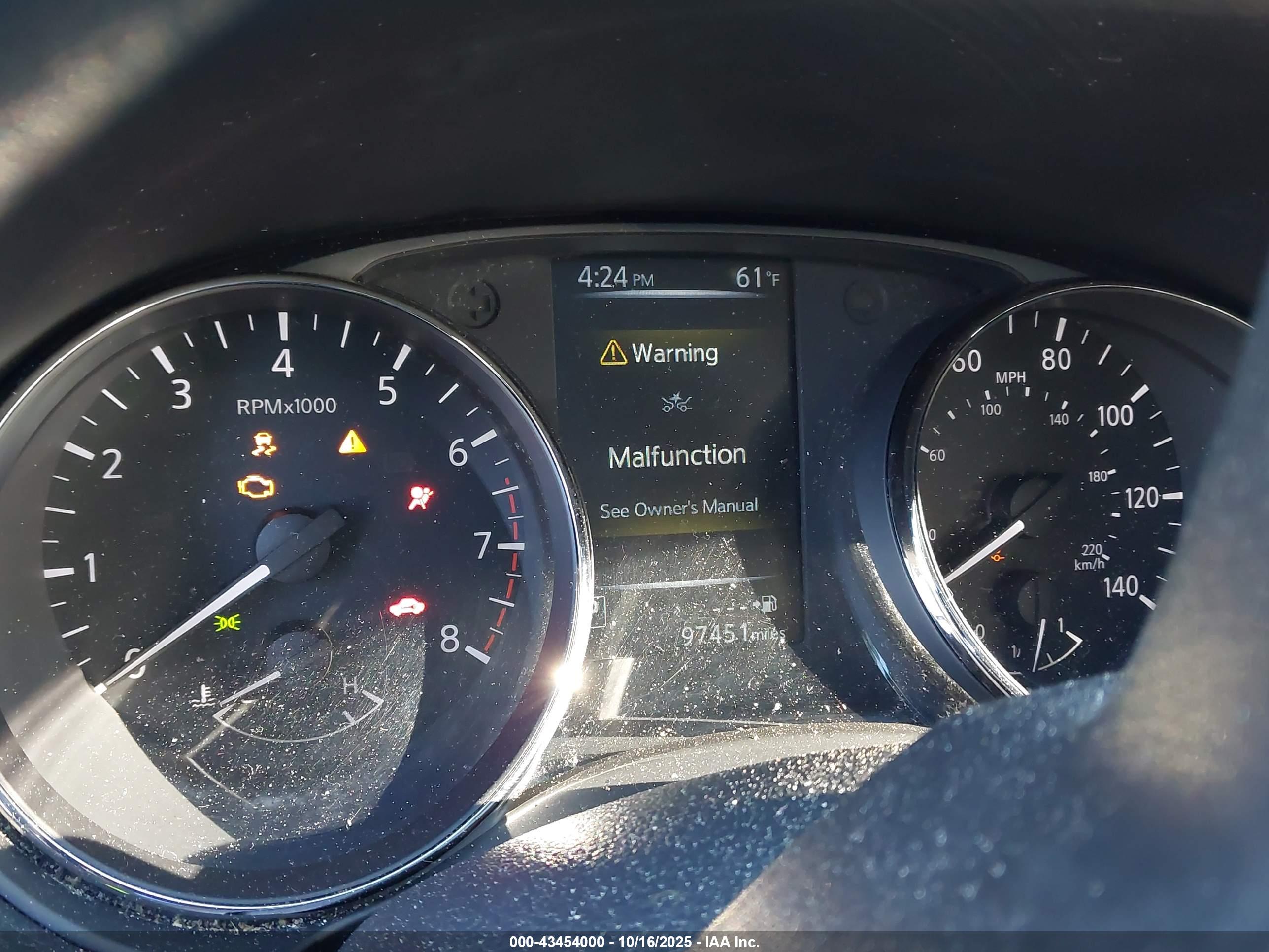 NISSAN ROGUE image 7