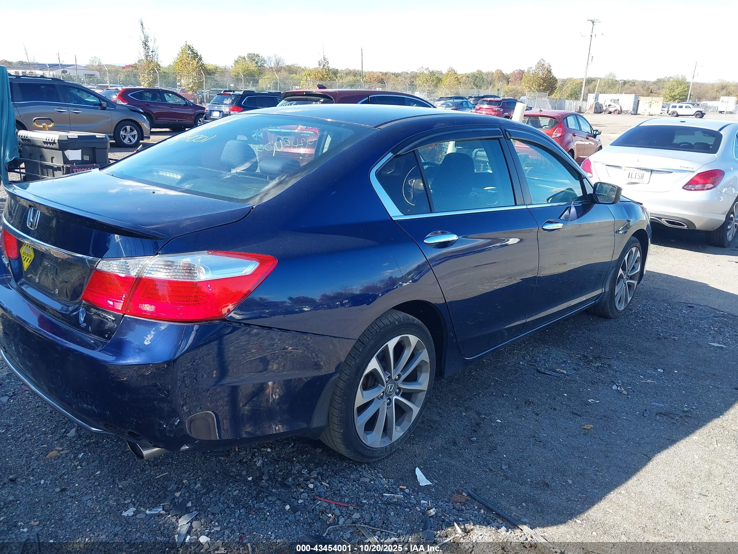 HONDA ACCORD image 4