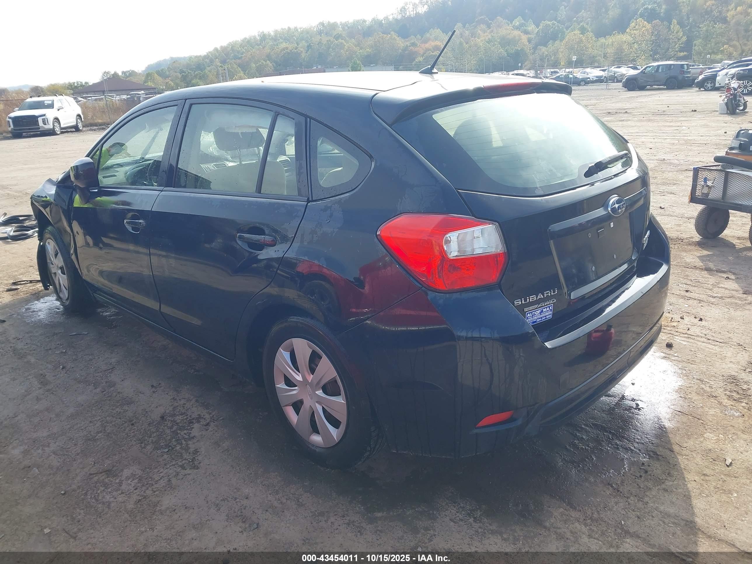 SUBARU IMPREZA image 3