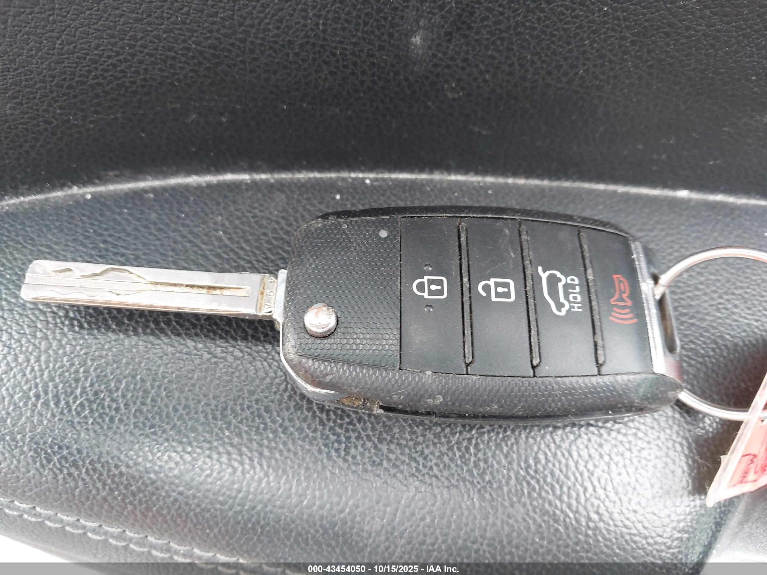KIA SPORTAGE image 11
