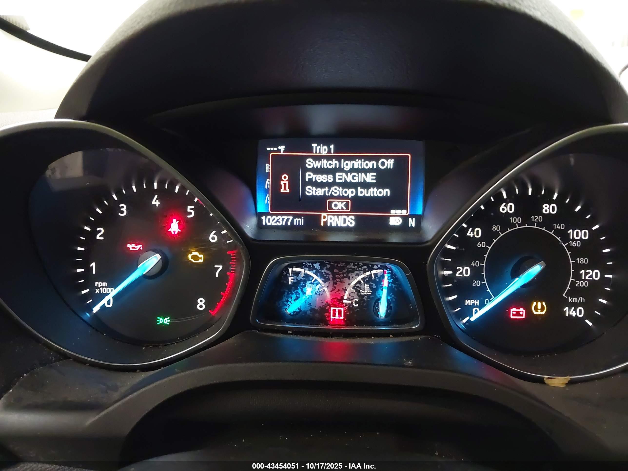 FORD ESCAPE image 7