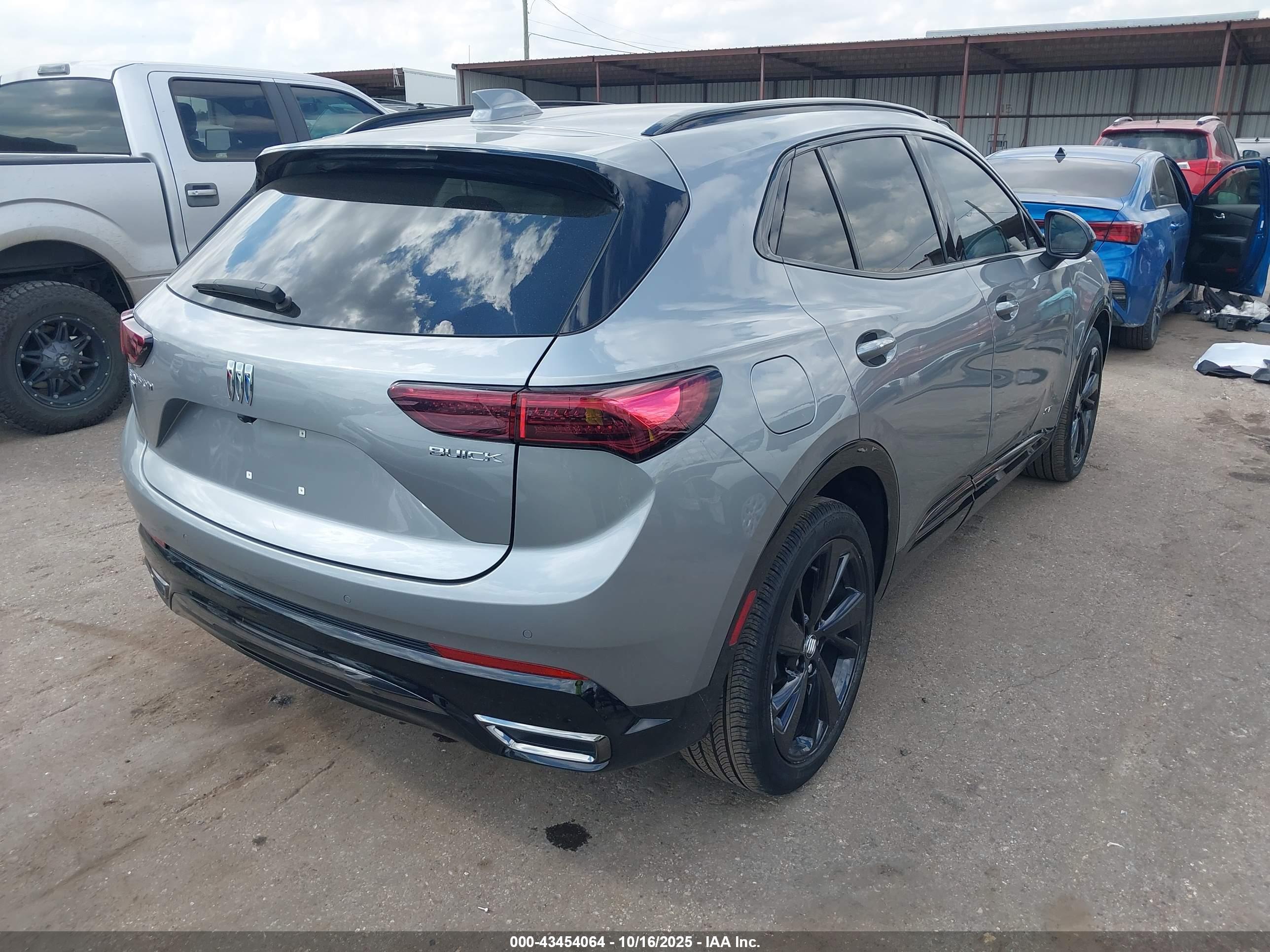 BUICK ENVISION image 4
