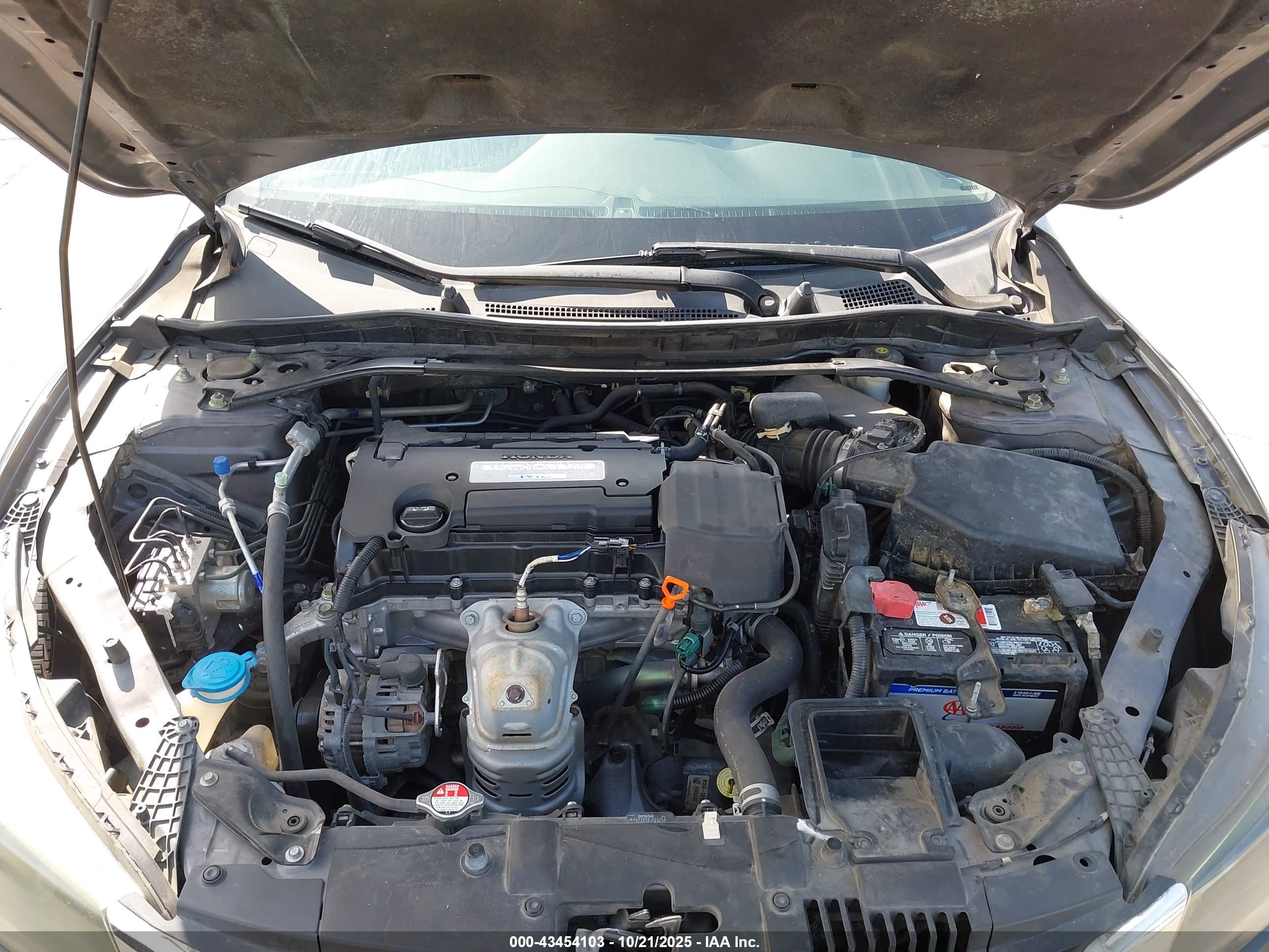 HONDA ACCORD image 10