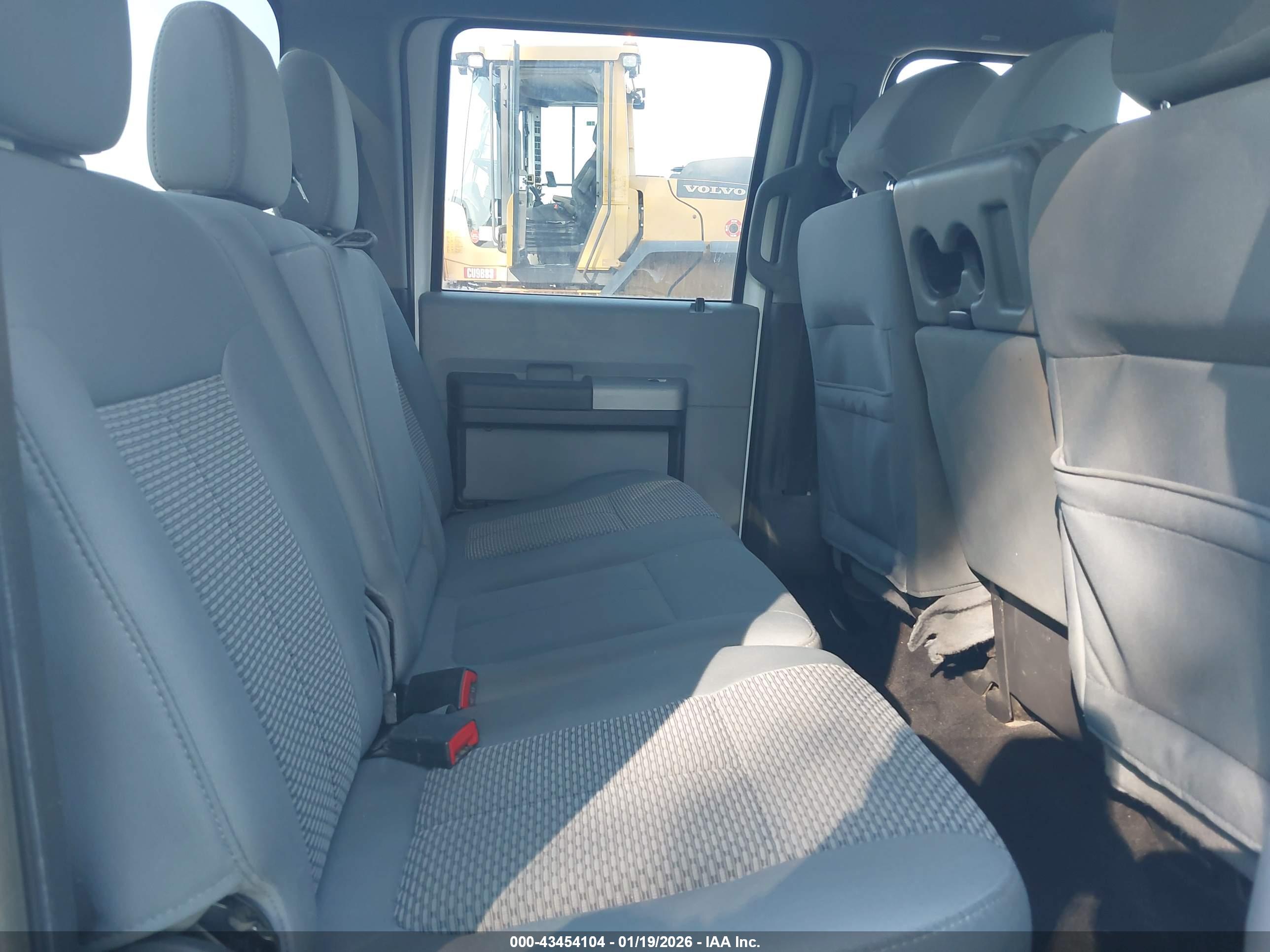 FORD F-250 image 8