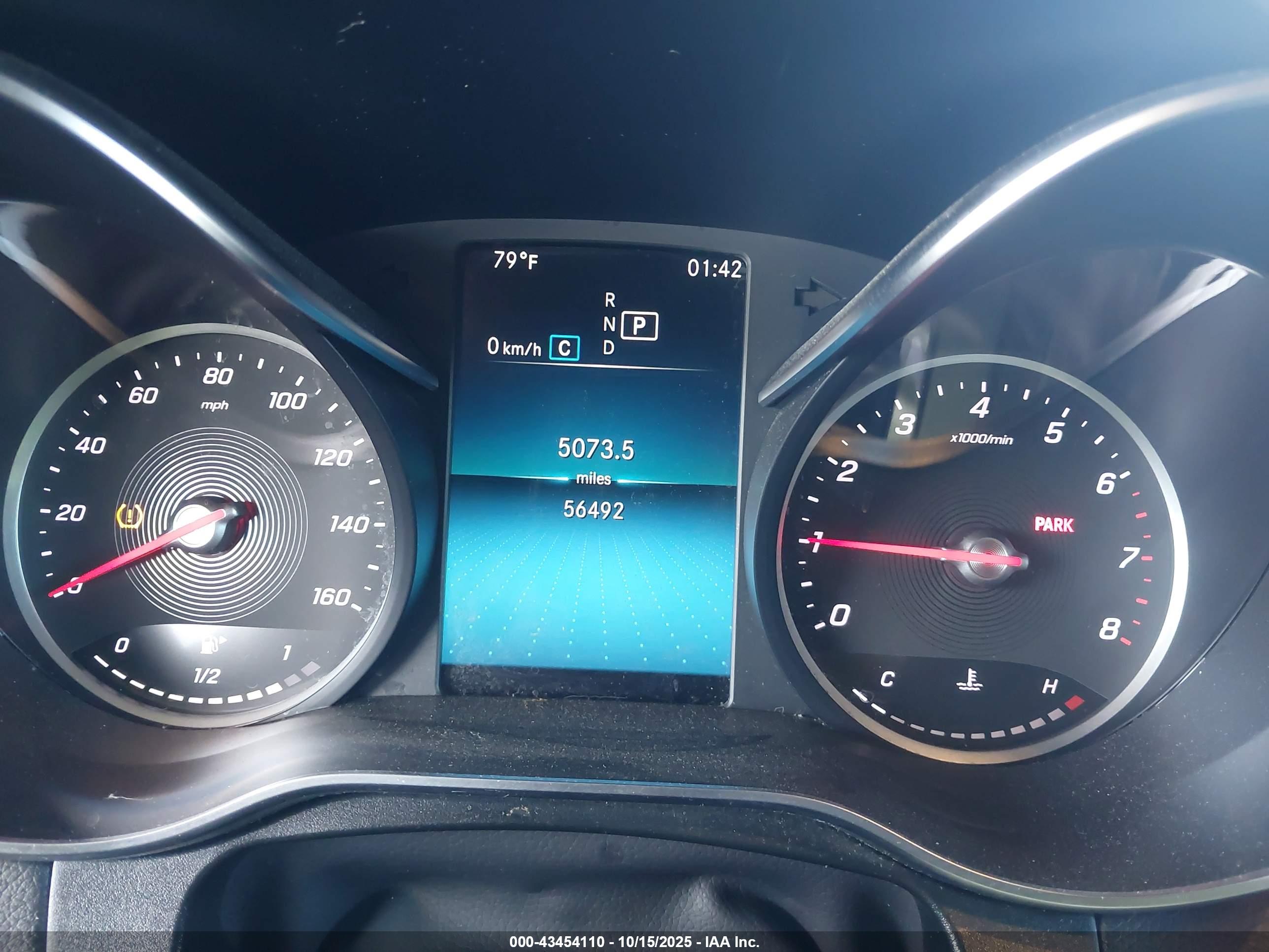 MERCEDES-BENZ GLC image 7