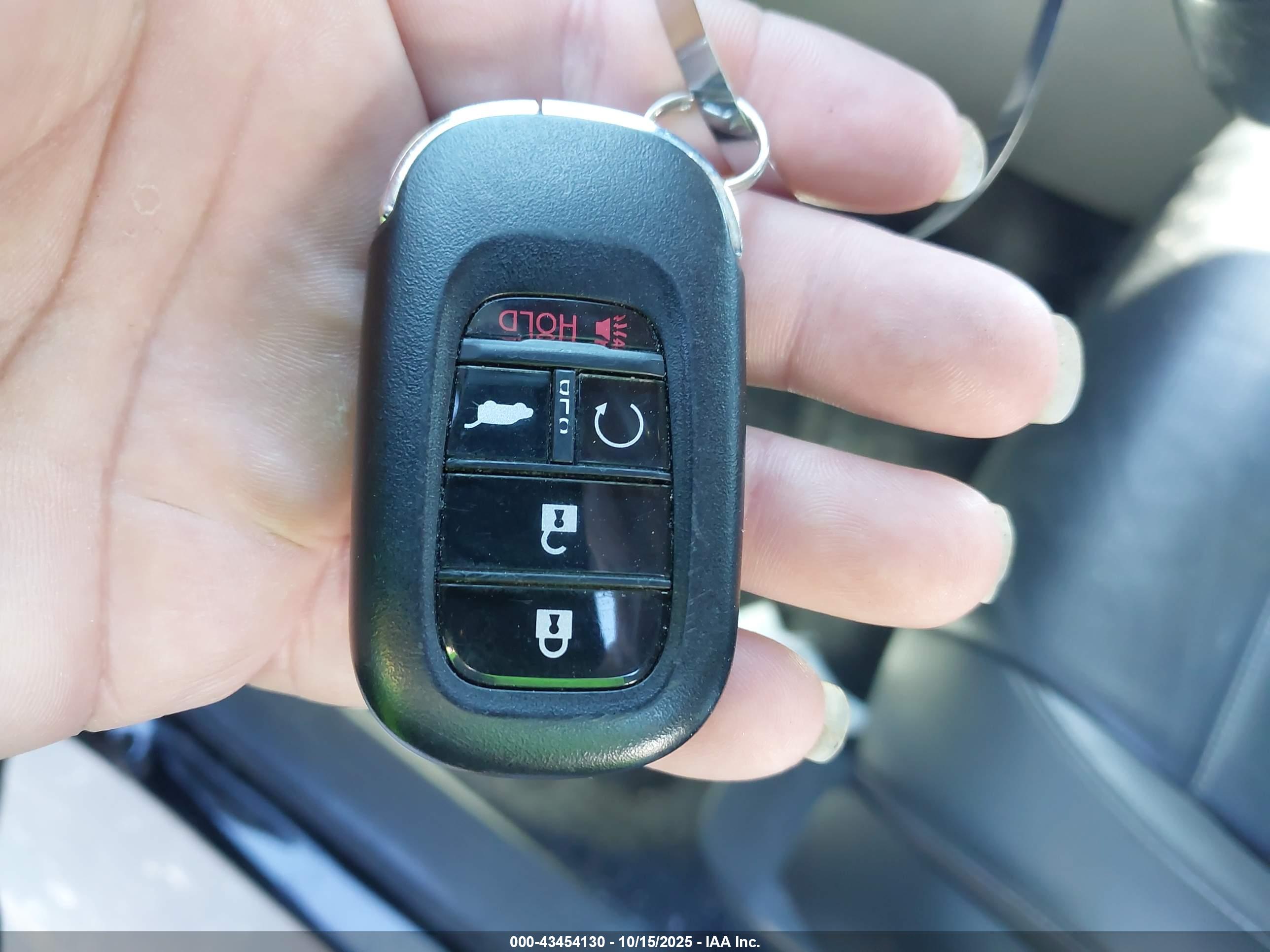 HONDA CR-V image 11