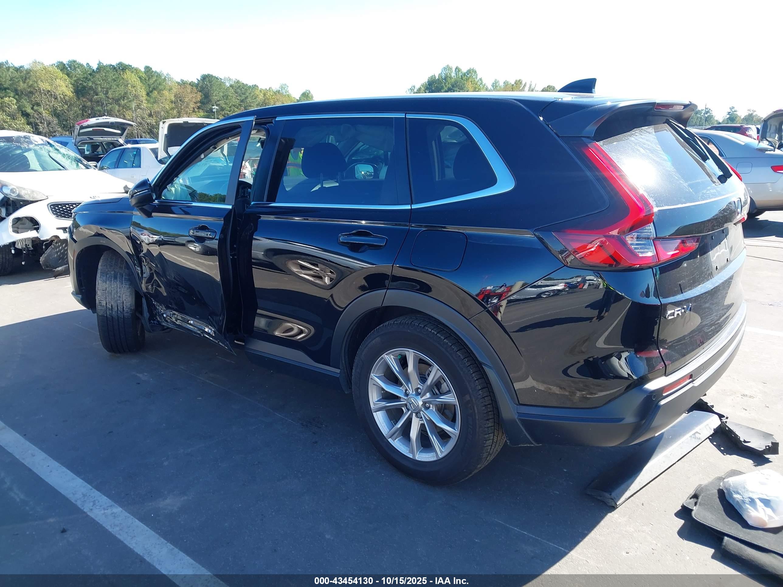 HONDA CR-V image 3