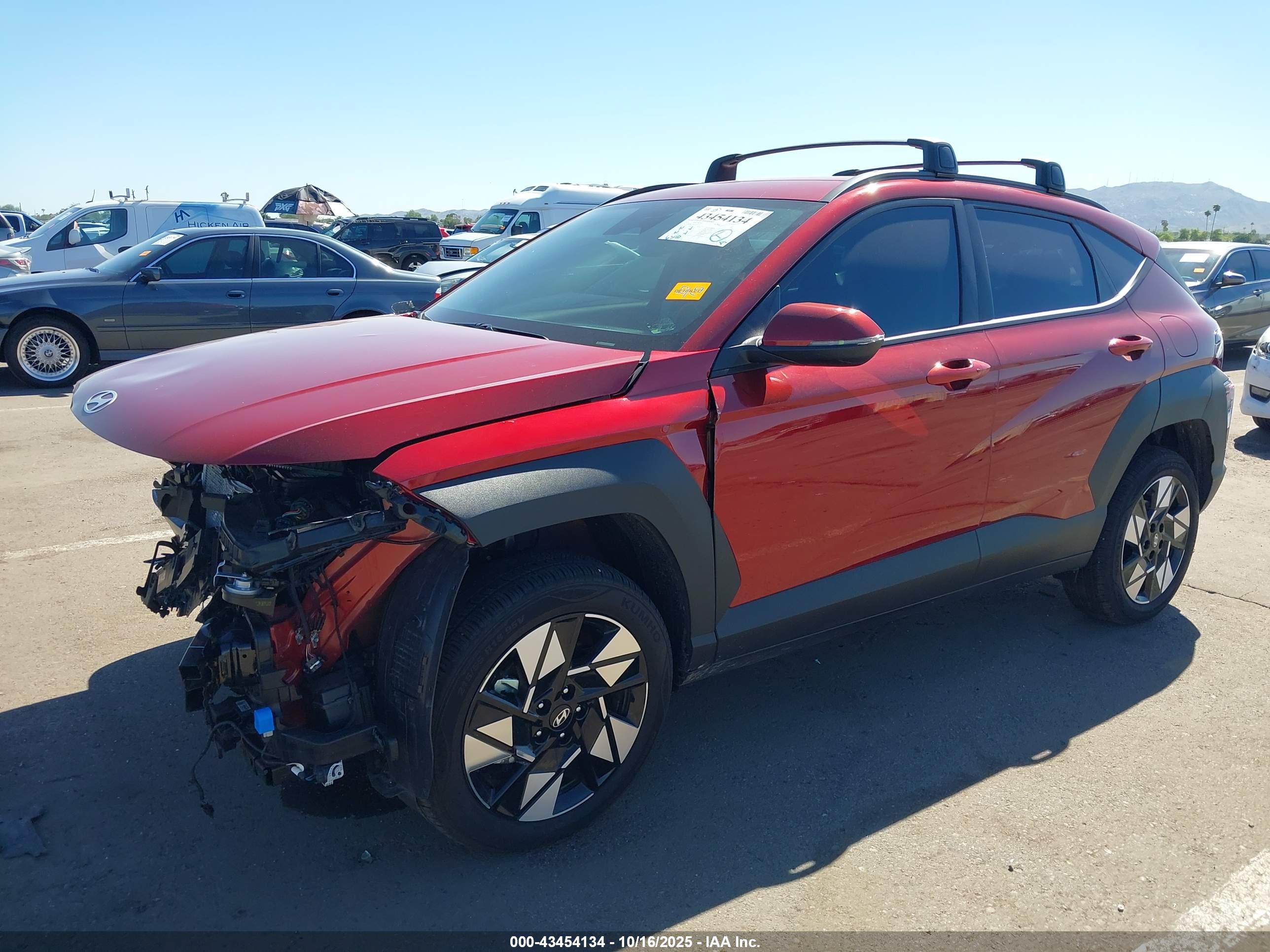 HYUNDAI KONA image 2