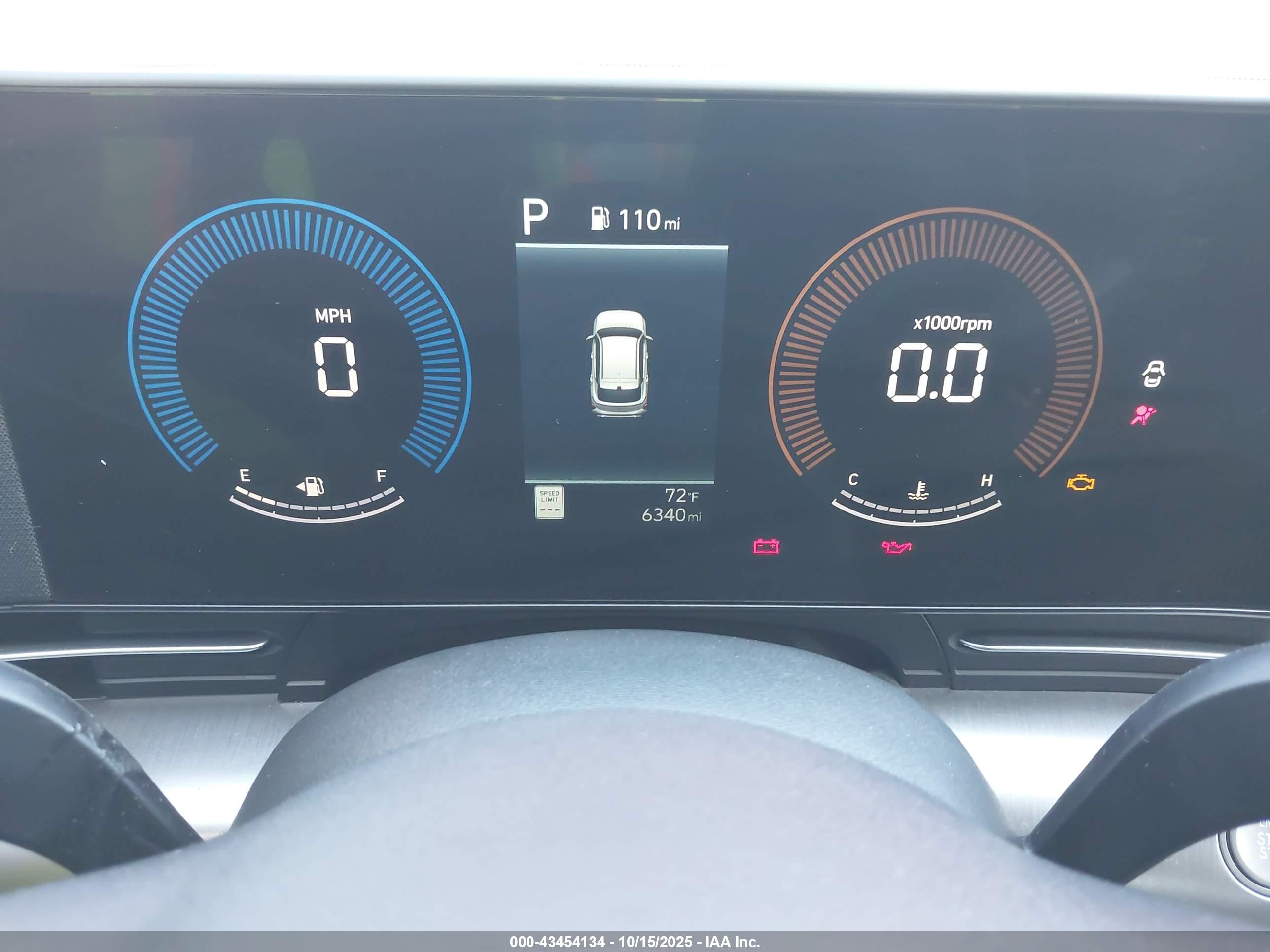 HYUNDAI KONA image 7