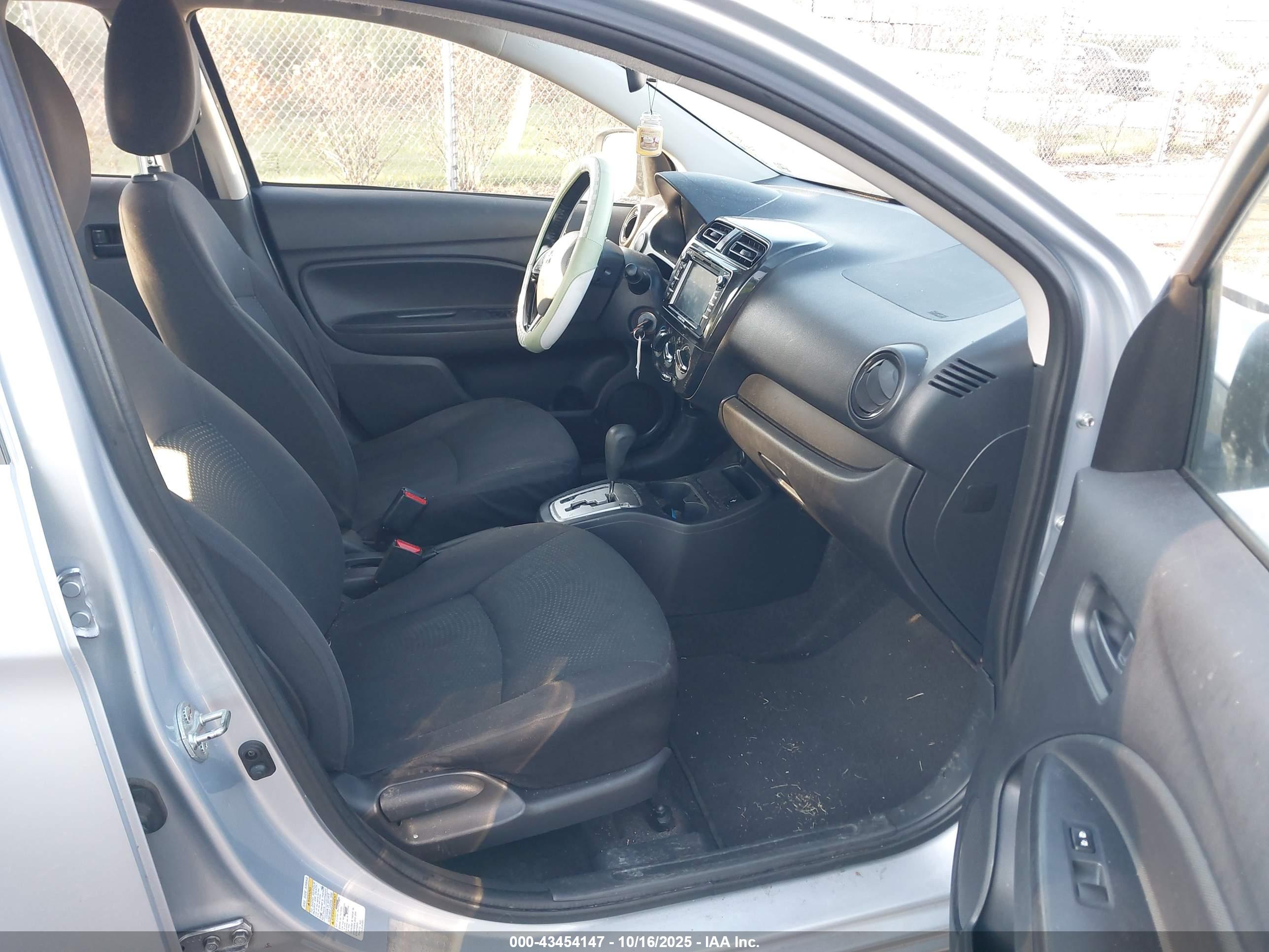 MITSUBISHI MIRAGE image 5