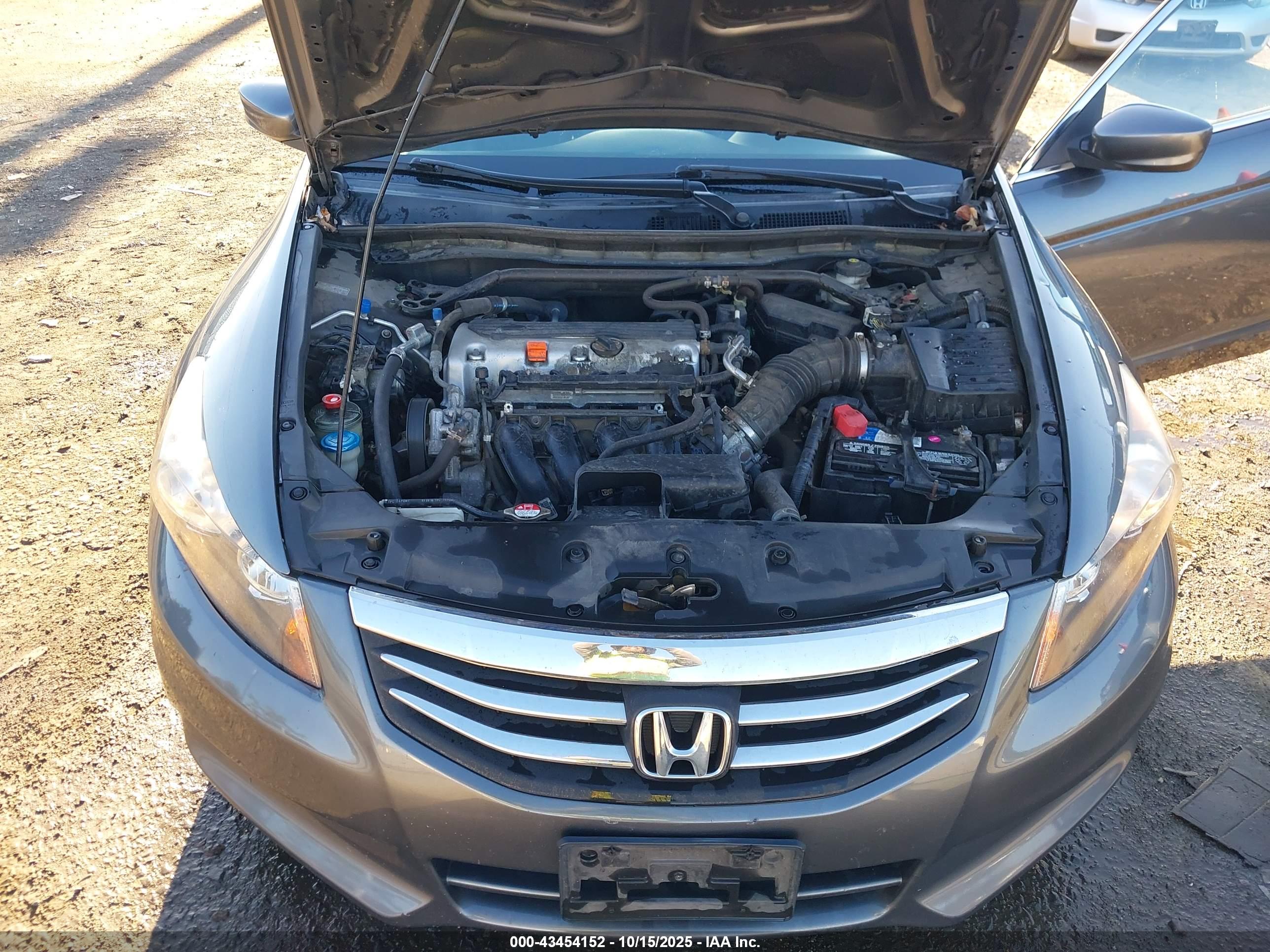 HONDA ACCORD image 10