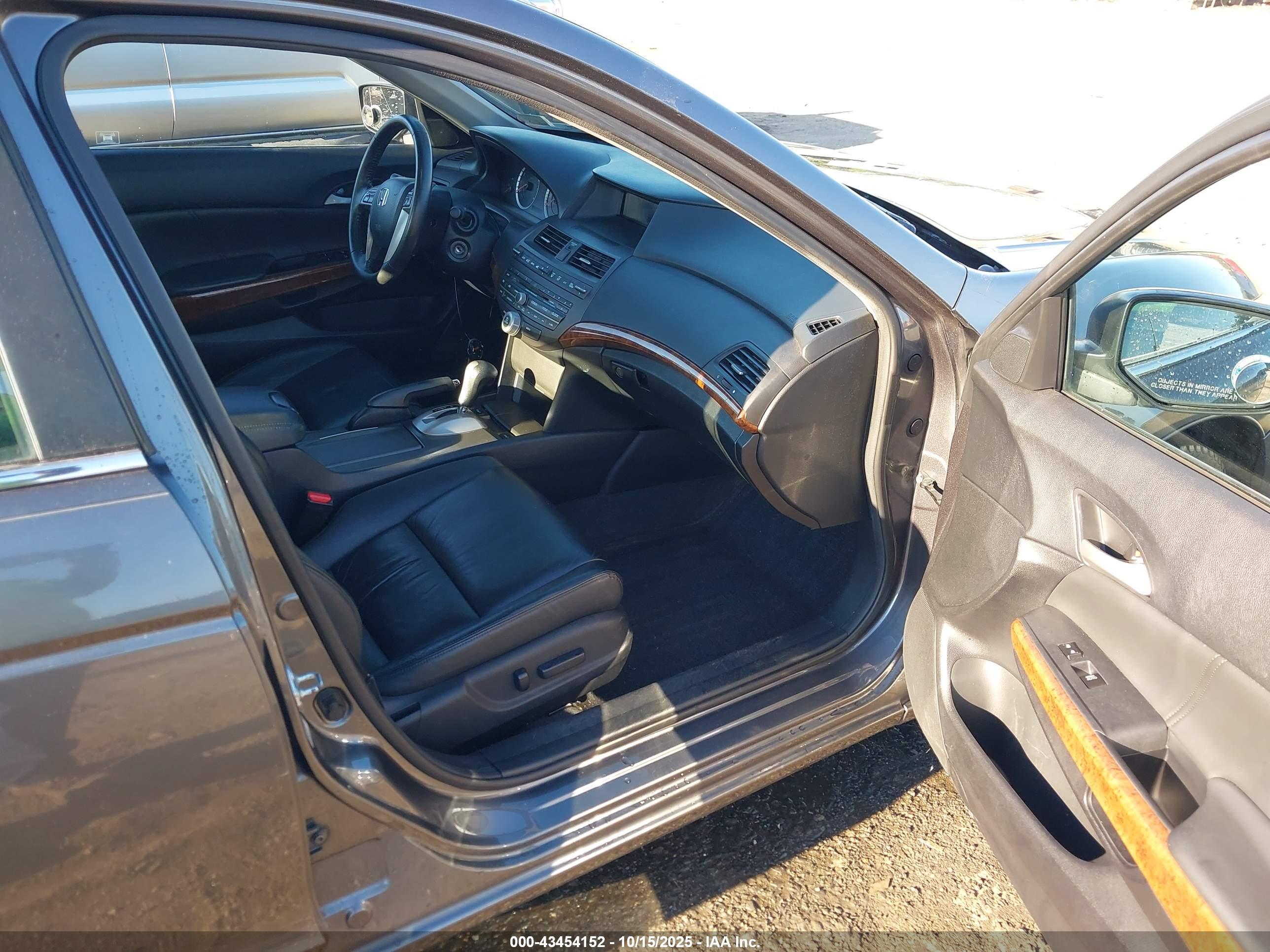 HONDA ACCORD image 5