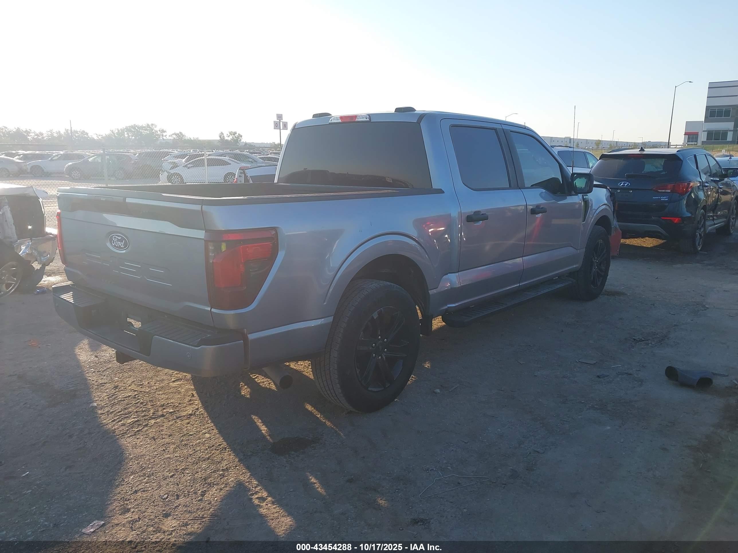 FORD F-150 image 4
