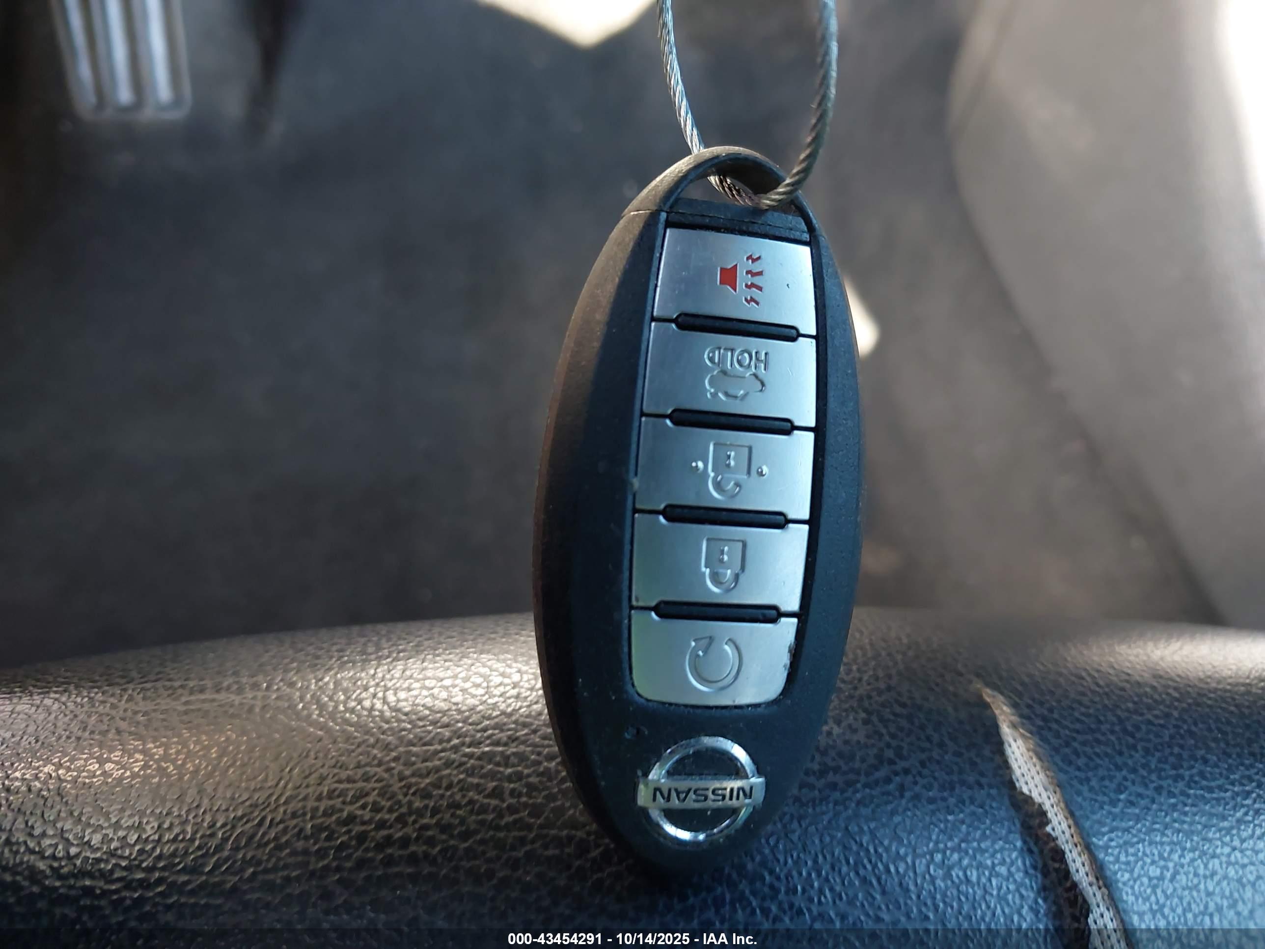 NISSAN ALTIMA image 11