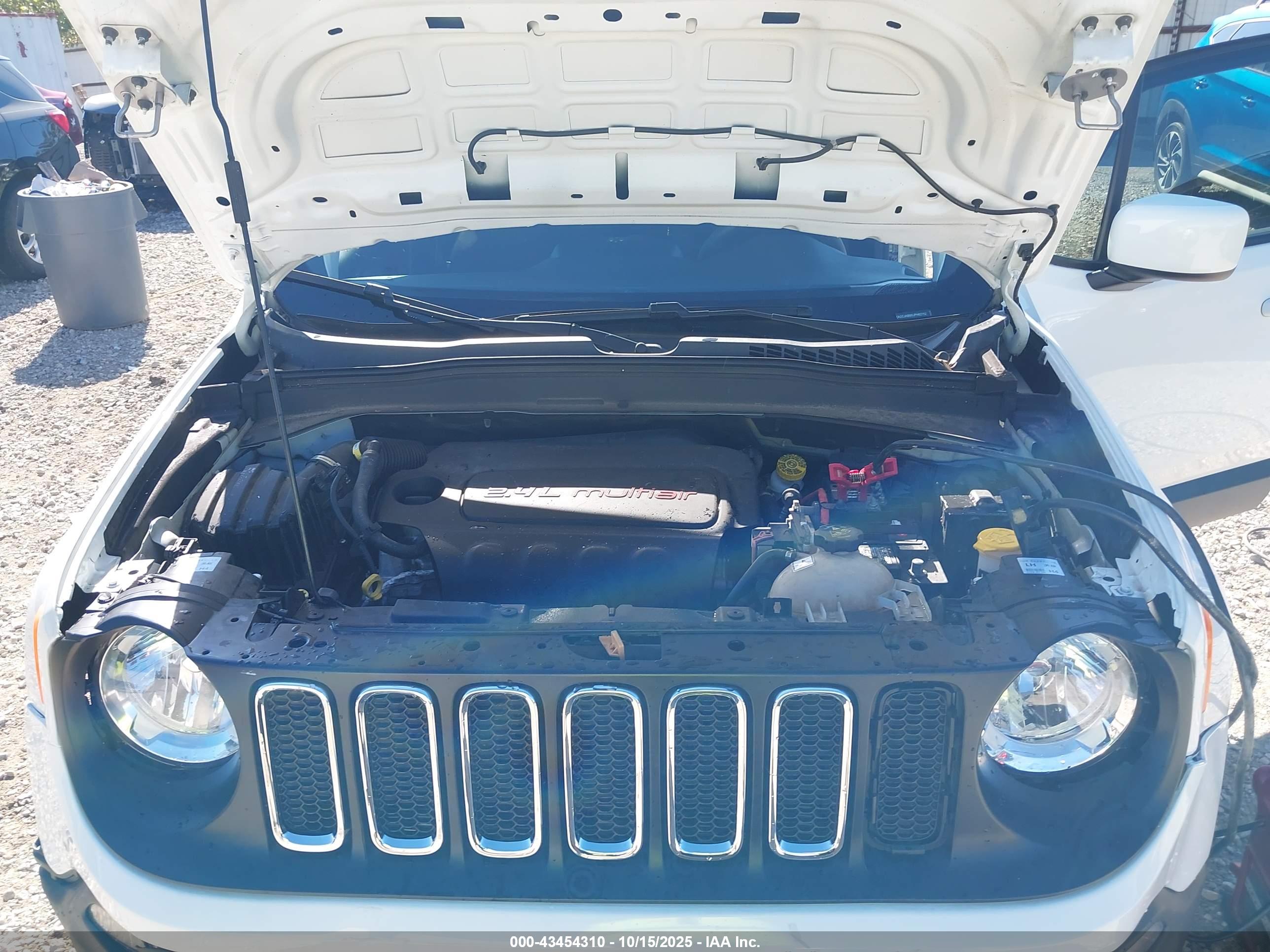 JEEP RENEGADE image 10