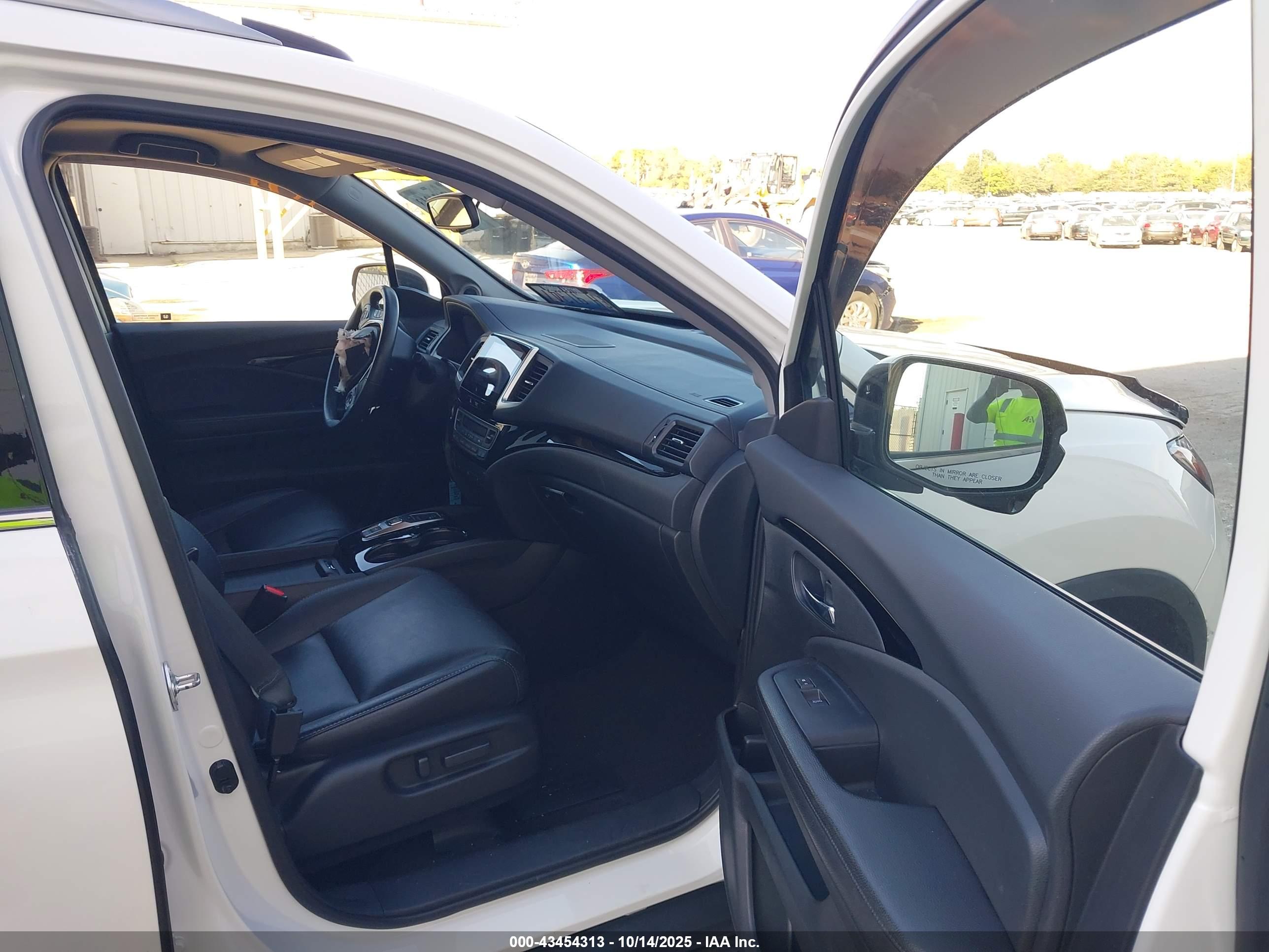 HONDA PILOT image 5