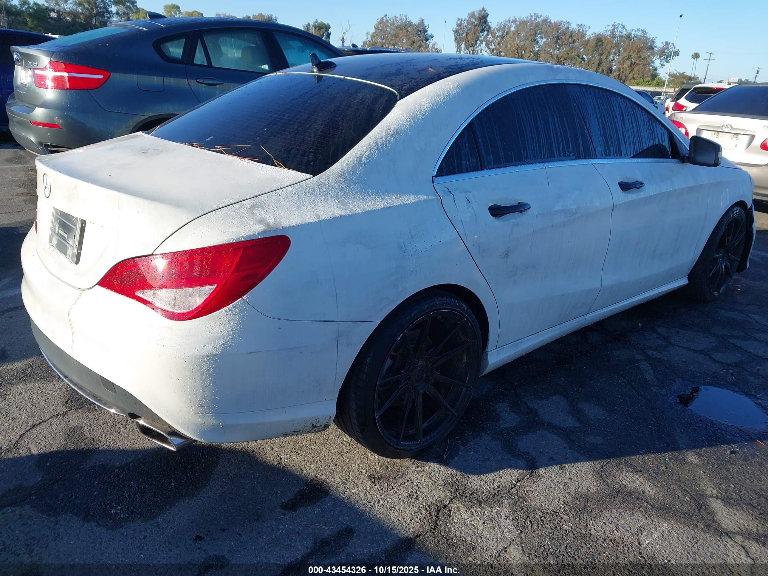 MERCEDES-BENZ CLA image 4