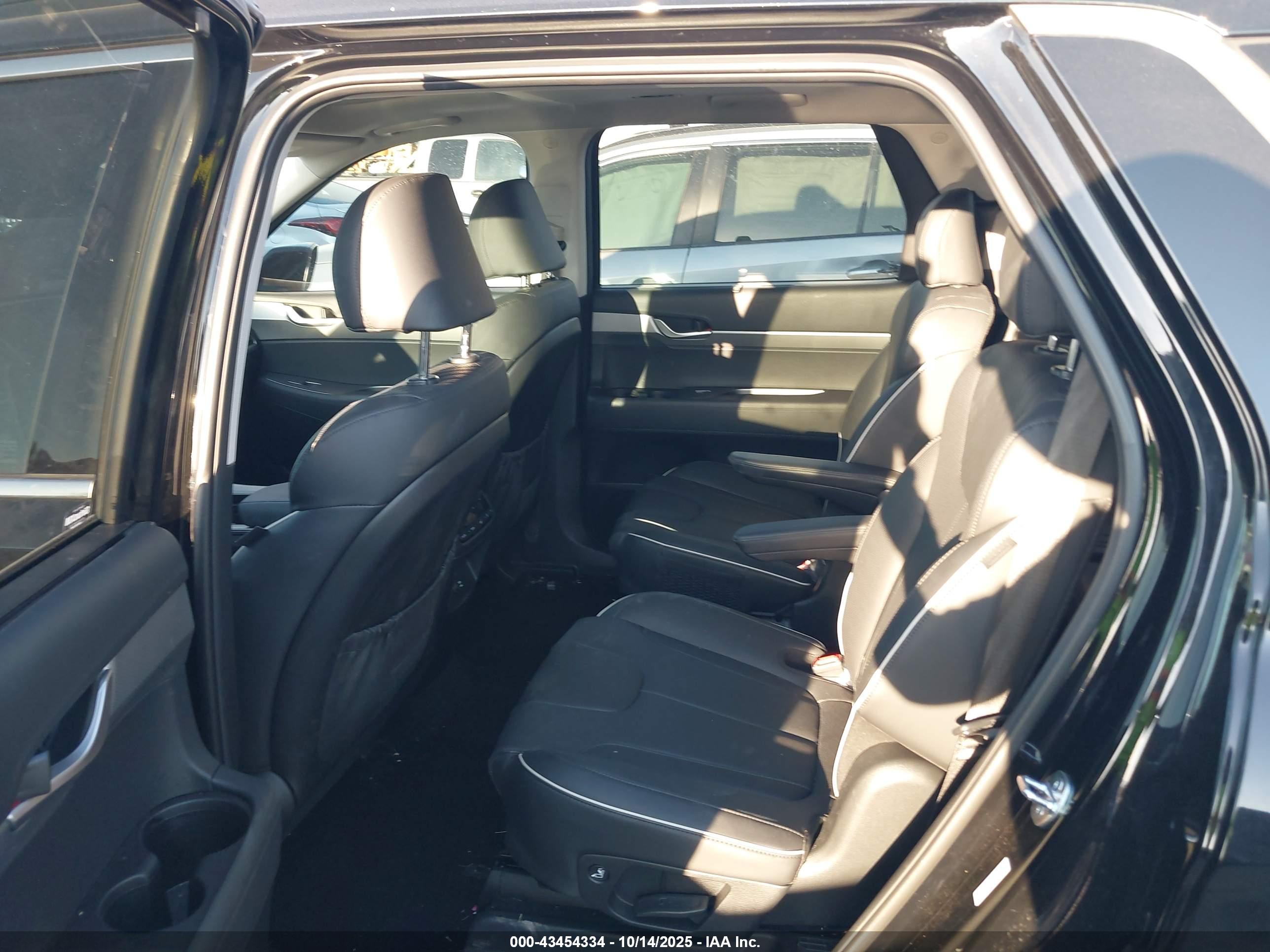HYUNDAI PALISADE image 8