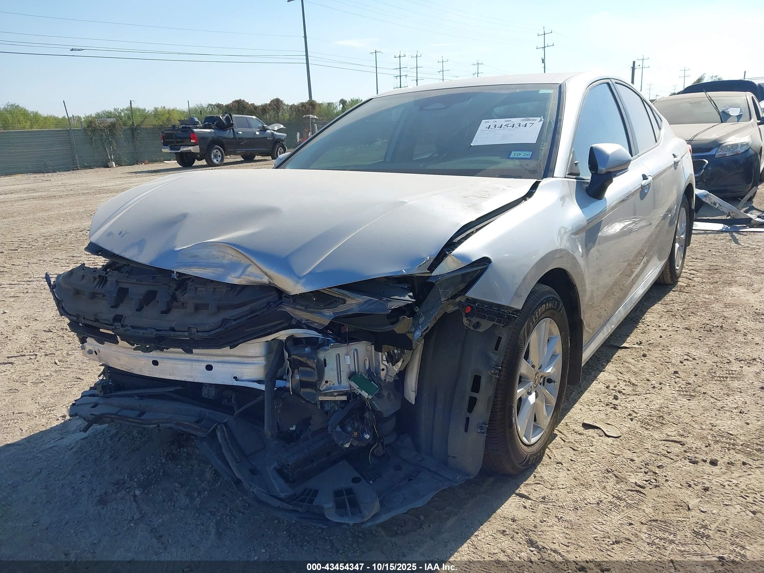 TOYOTA CAMRY image 6