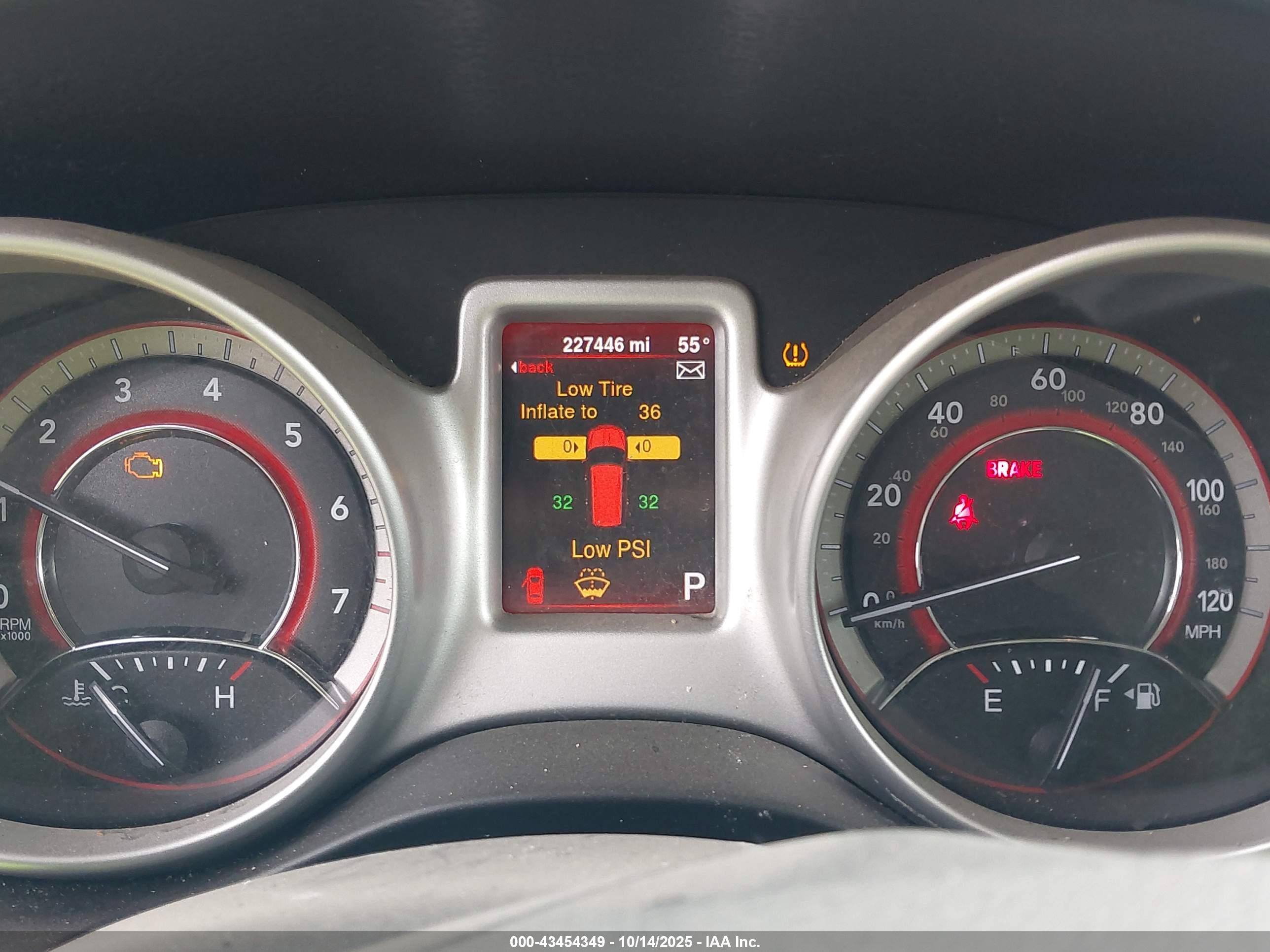 DODGE JOURNEY image 7