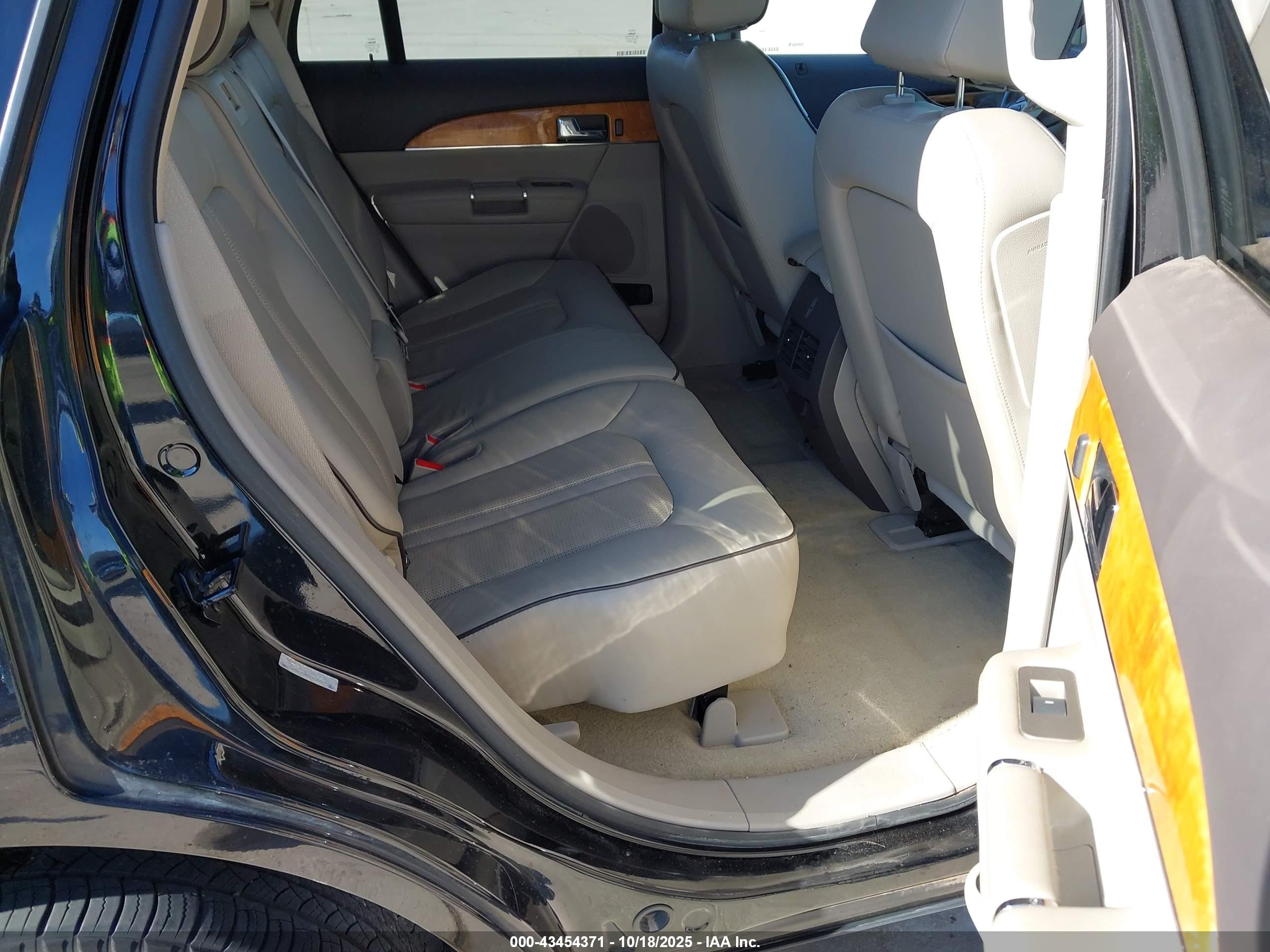 LINCOLN MKX image 8
