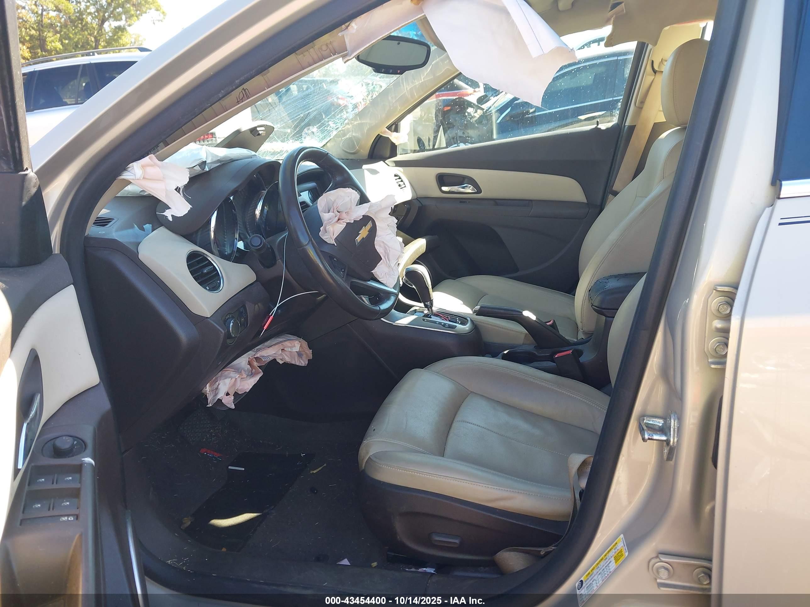 CHEVROLET CRUZE image 5