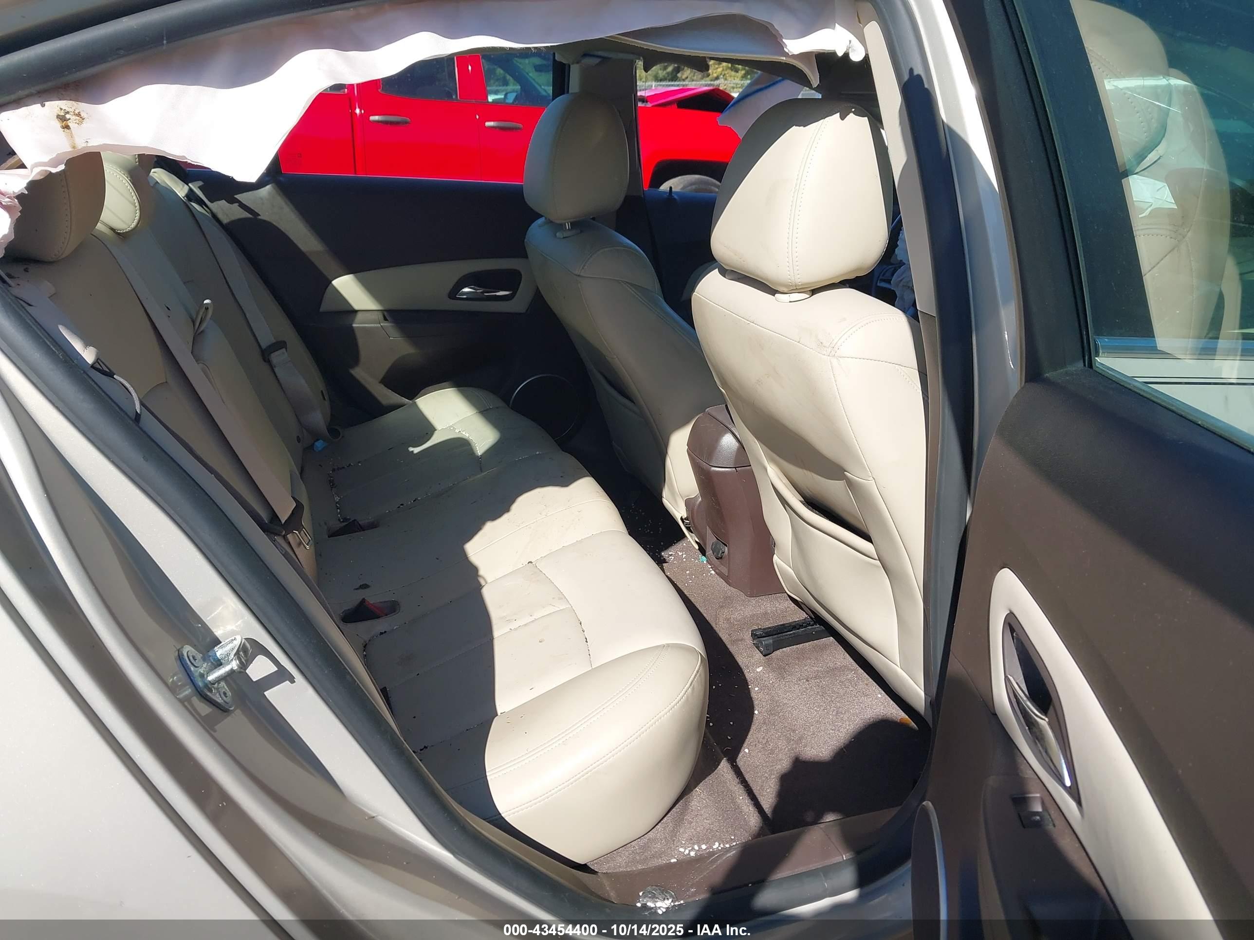 CHEVROLET CRUZE image 8