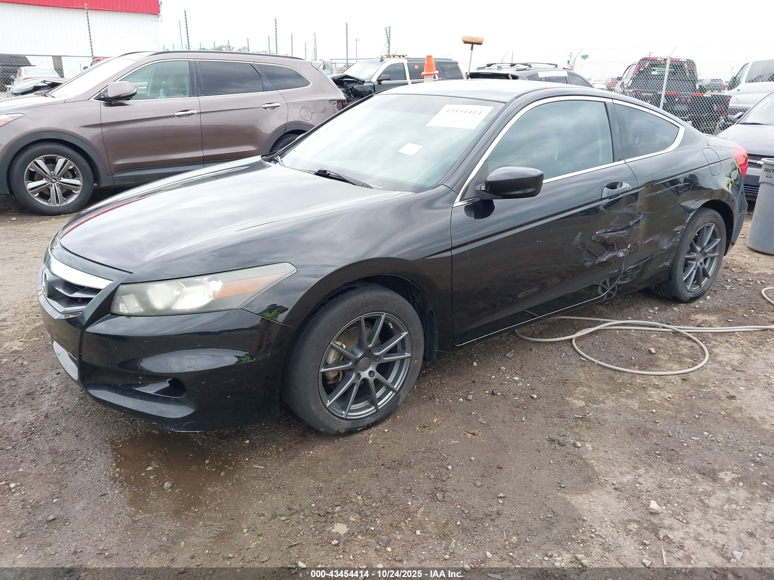 HONDA ACCORD image 2