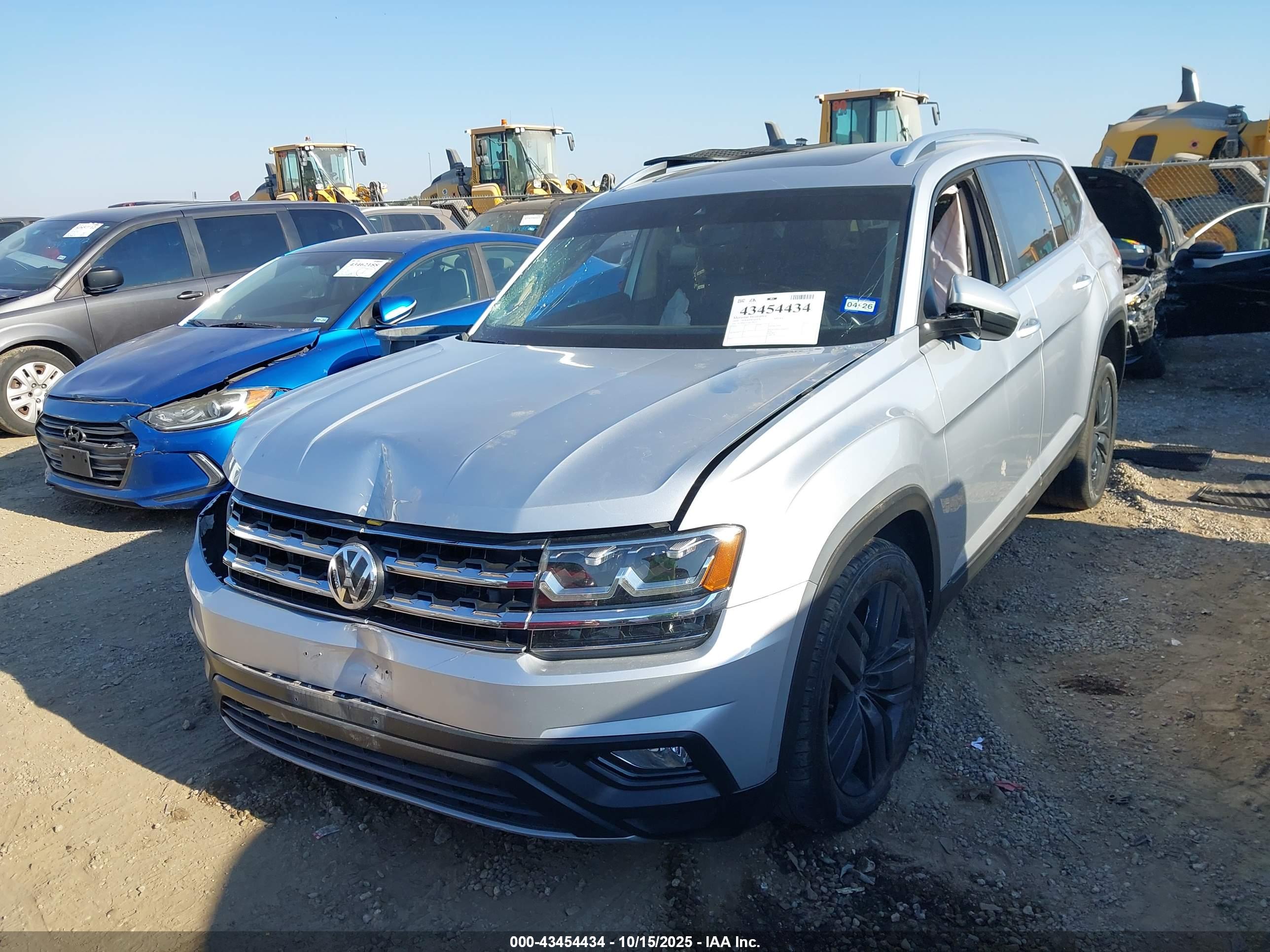 VOLKSWAGEN ATLAS image 2