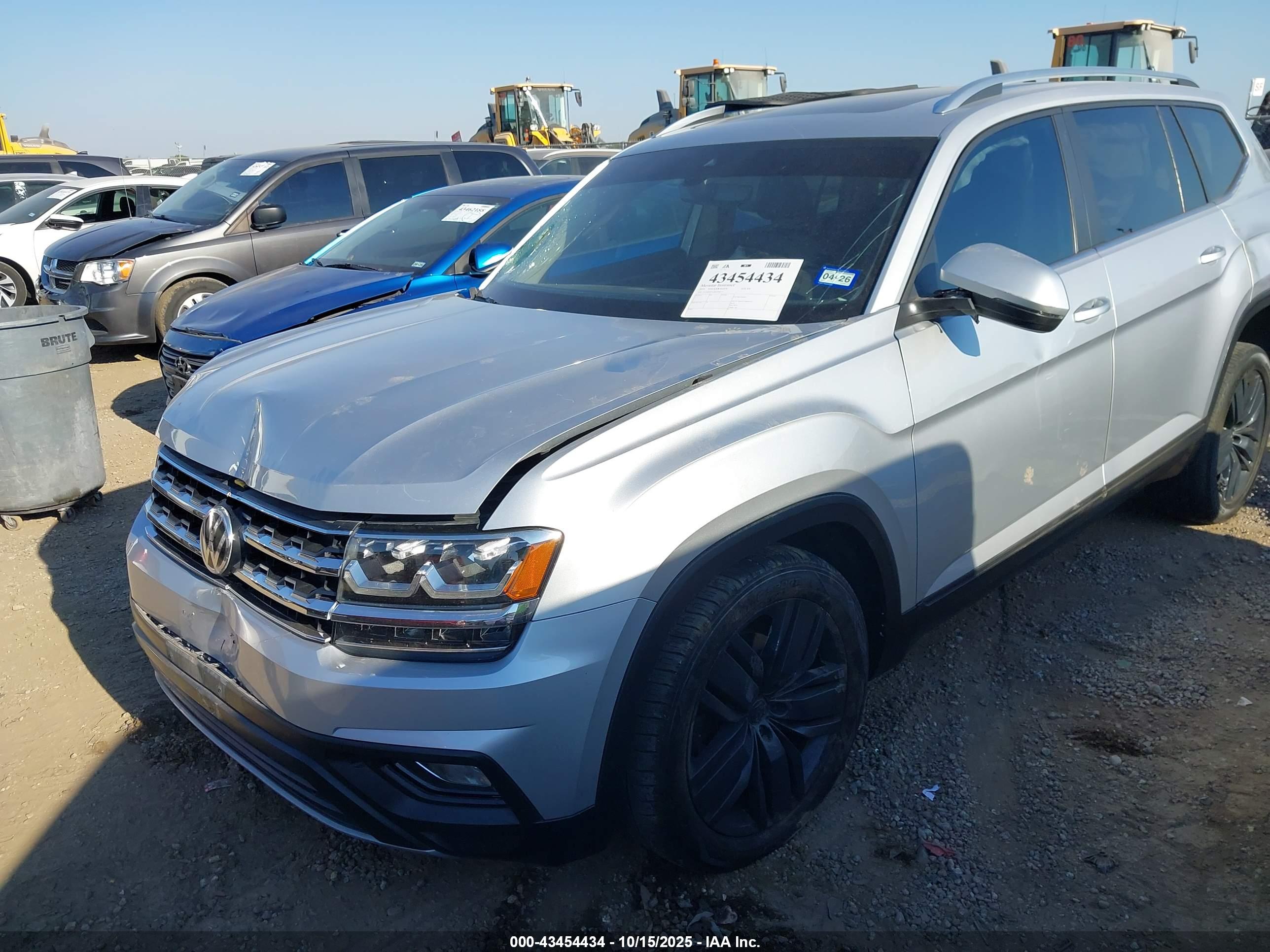 VOLKSWAGEN ATLAS image 6