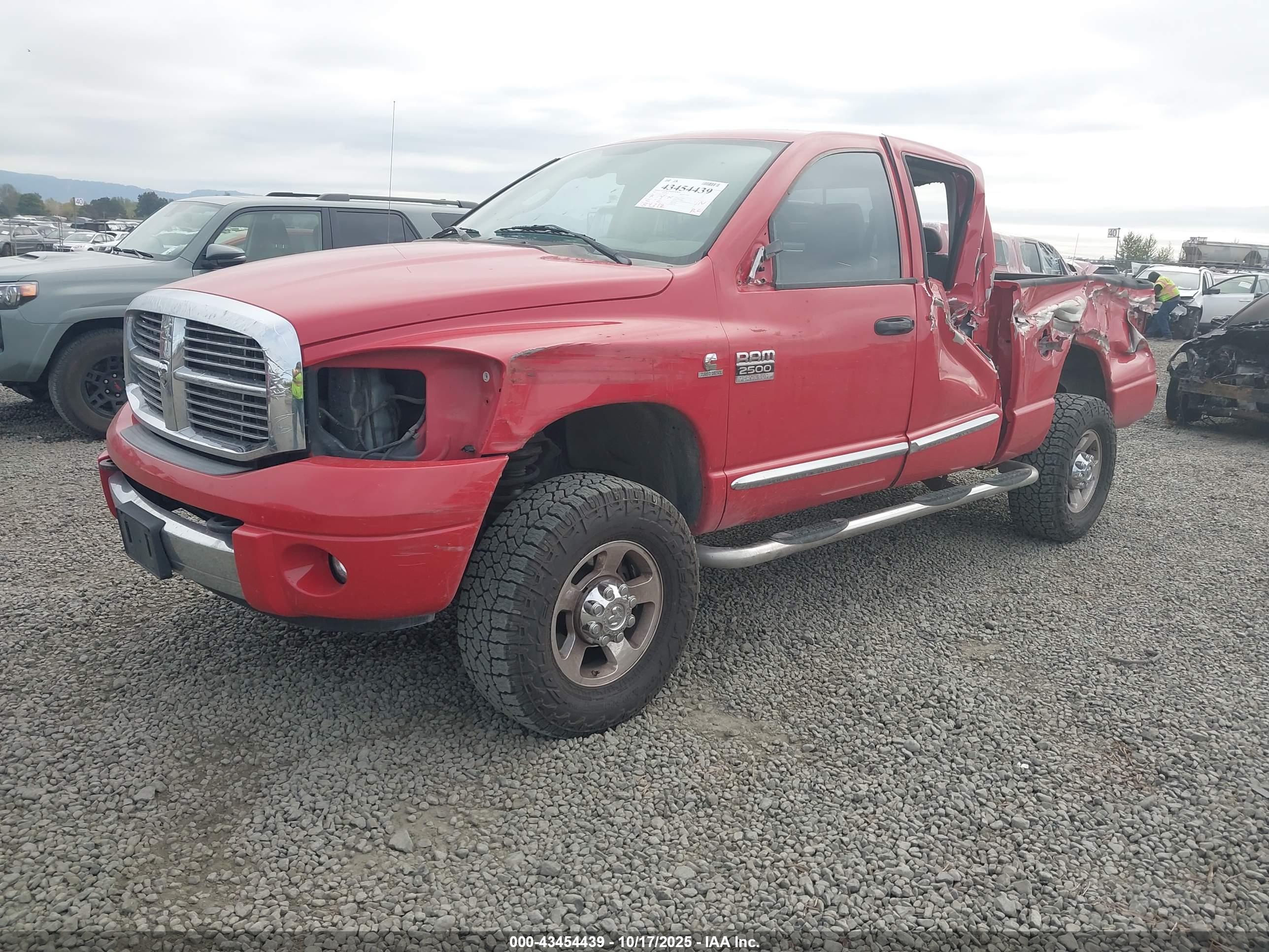 DODGE RAM image 2