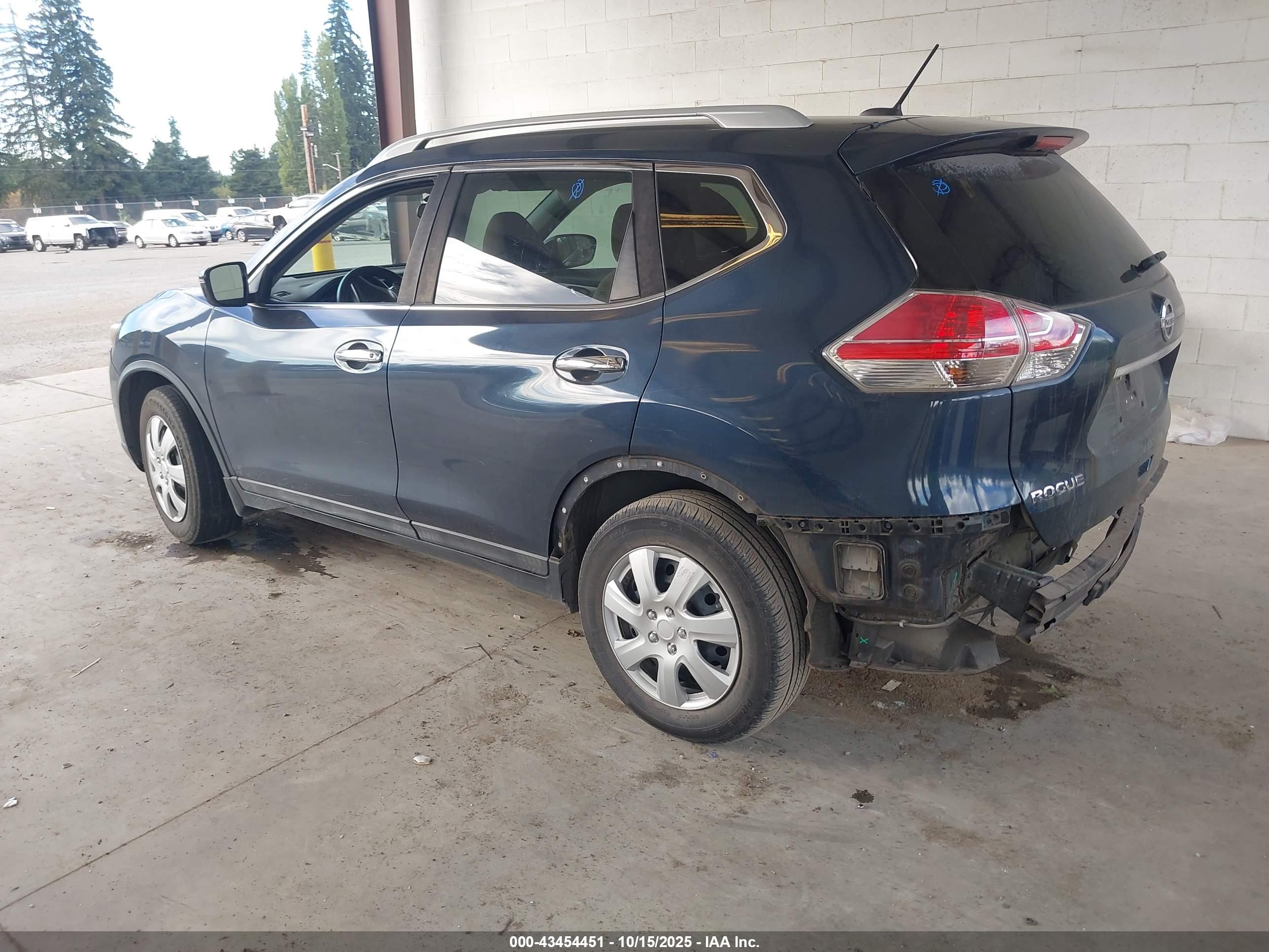 NISSAN ROGUE image 3
