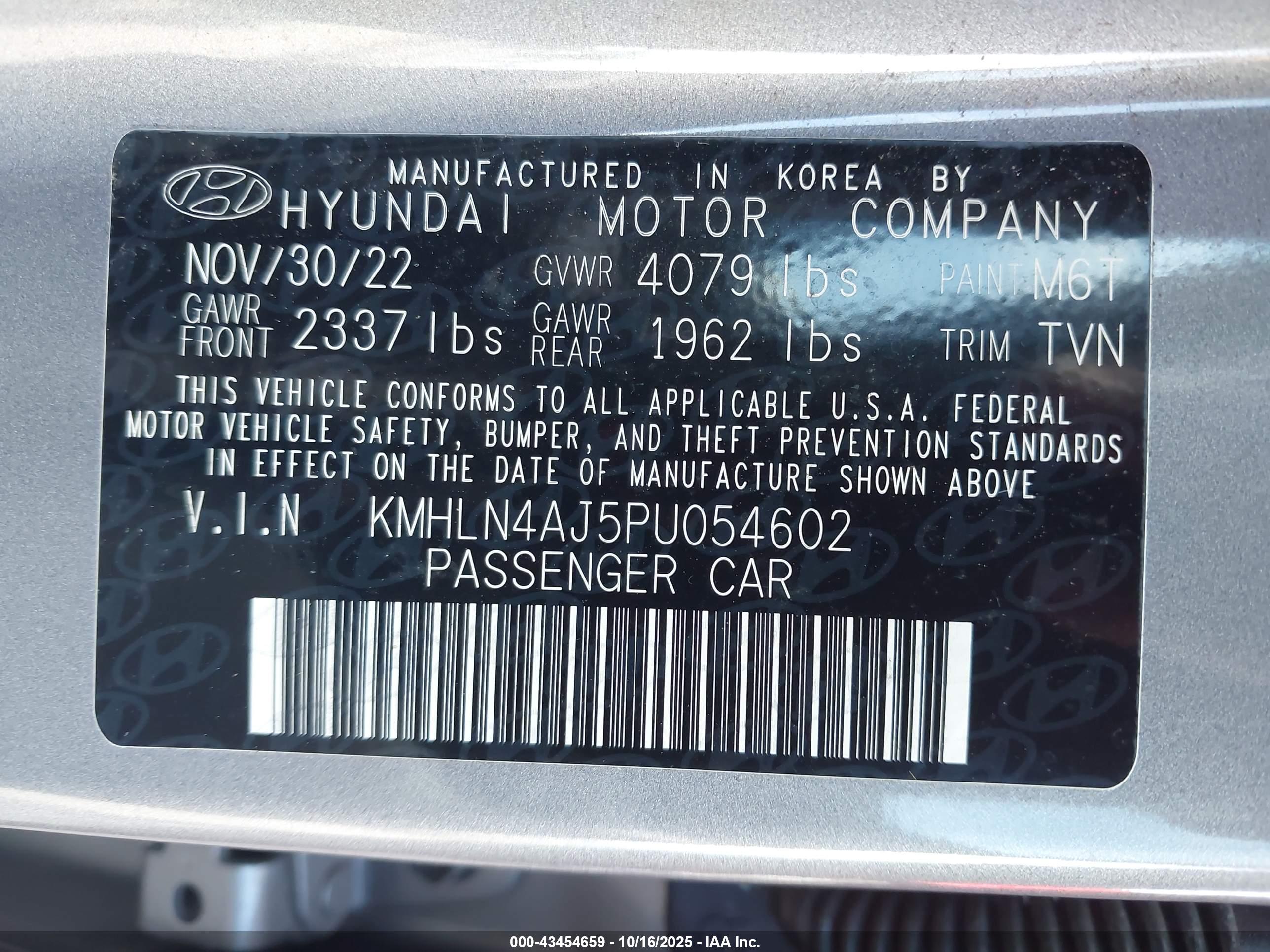 HYUNDAI ELANTRA image 9