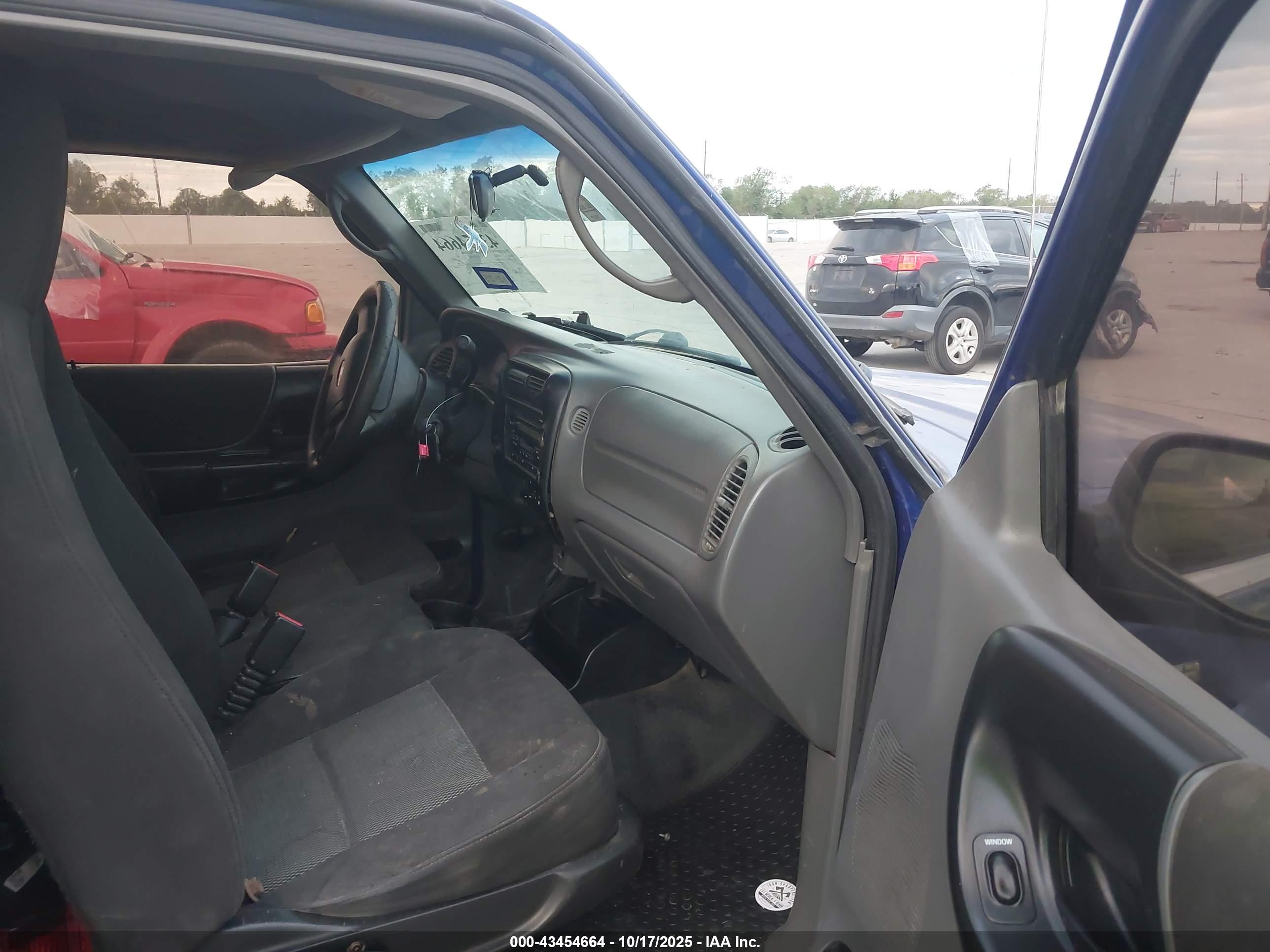 FORD RANGER image 5