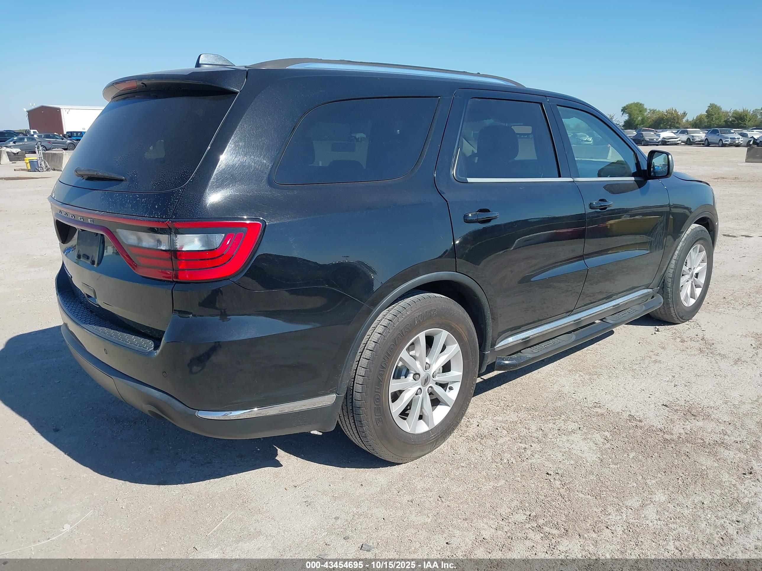 DODGE DURANGO image 4