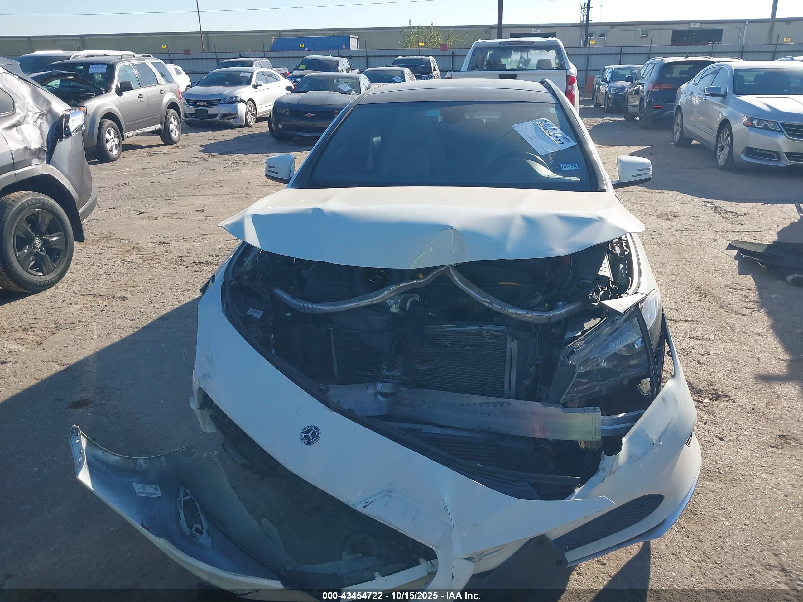 MERCEDES-BENZ CLA image 6