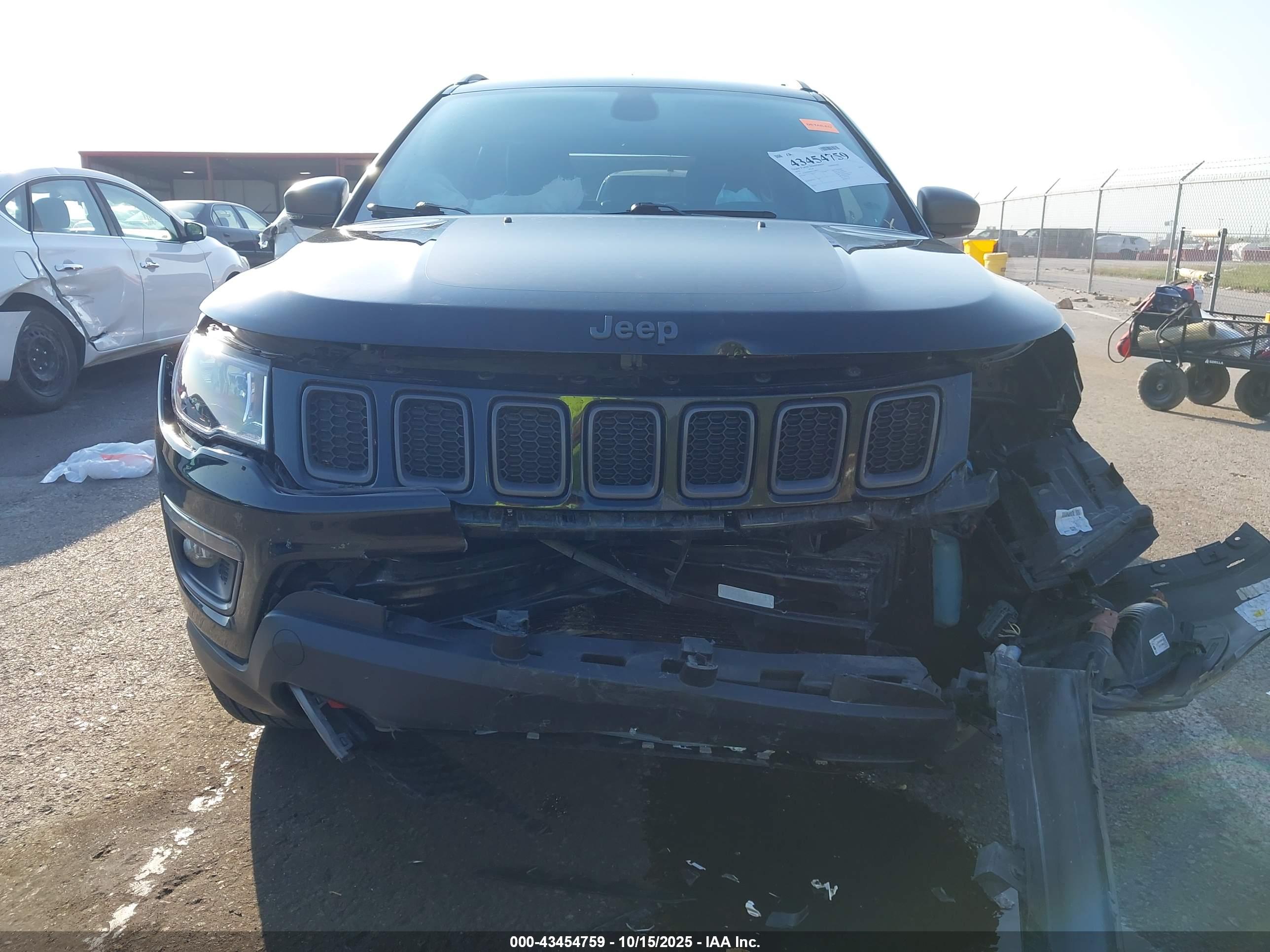 JEEP COMPASS image 6