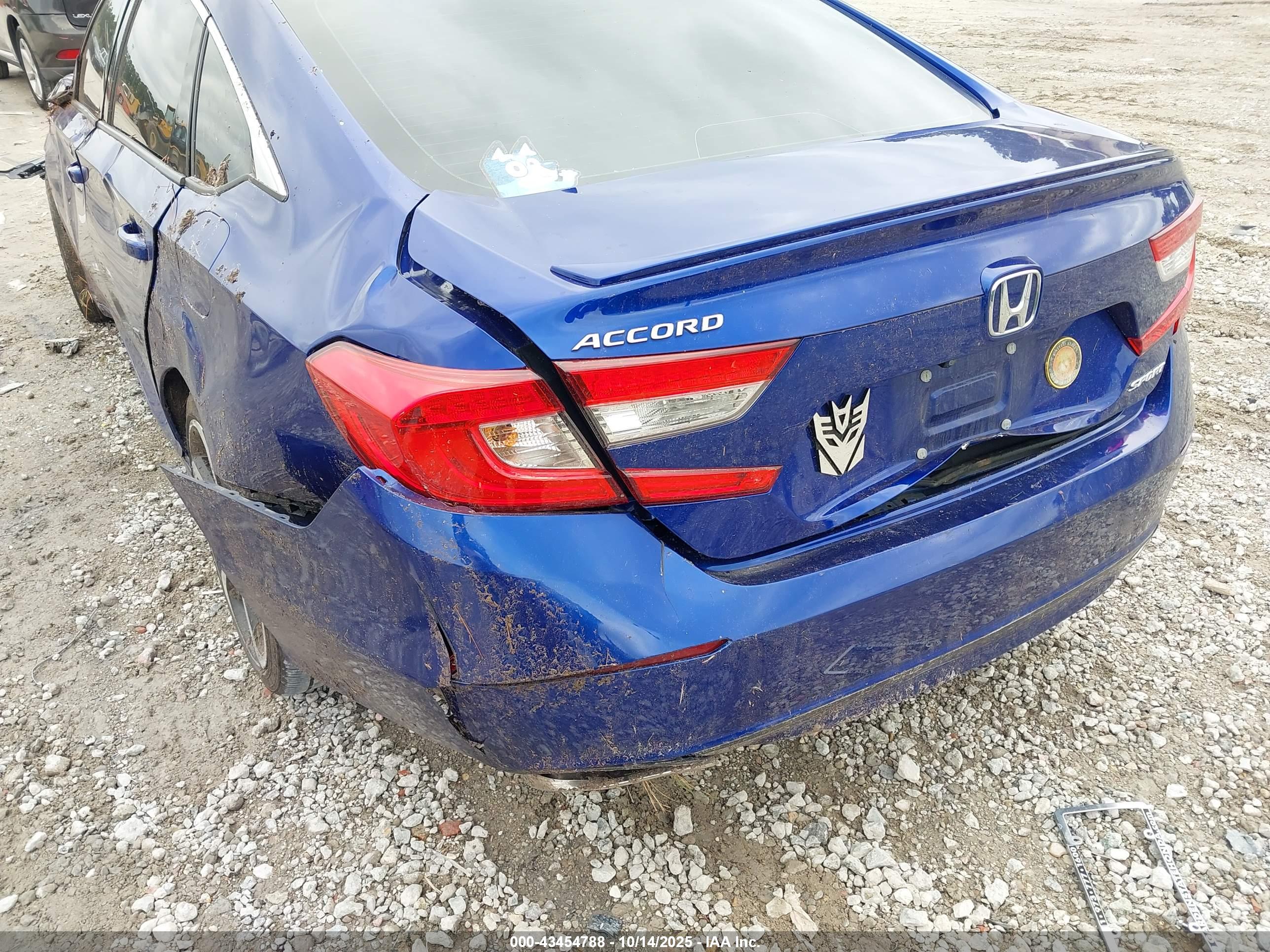 HONDA ACCORD image 6
