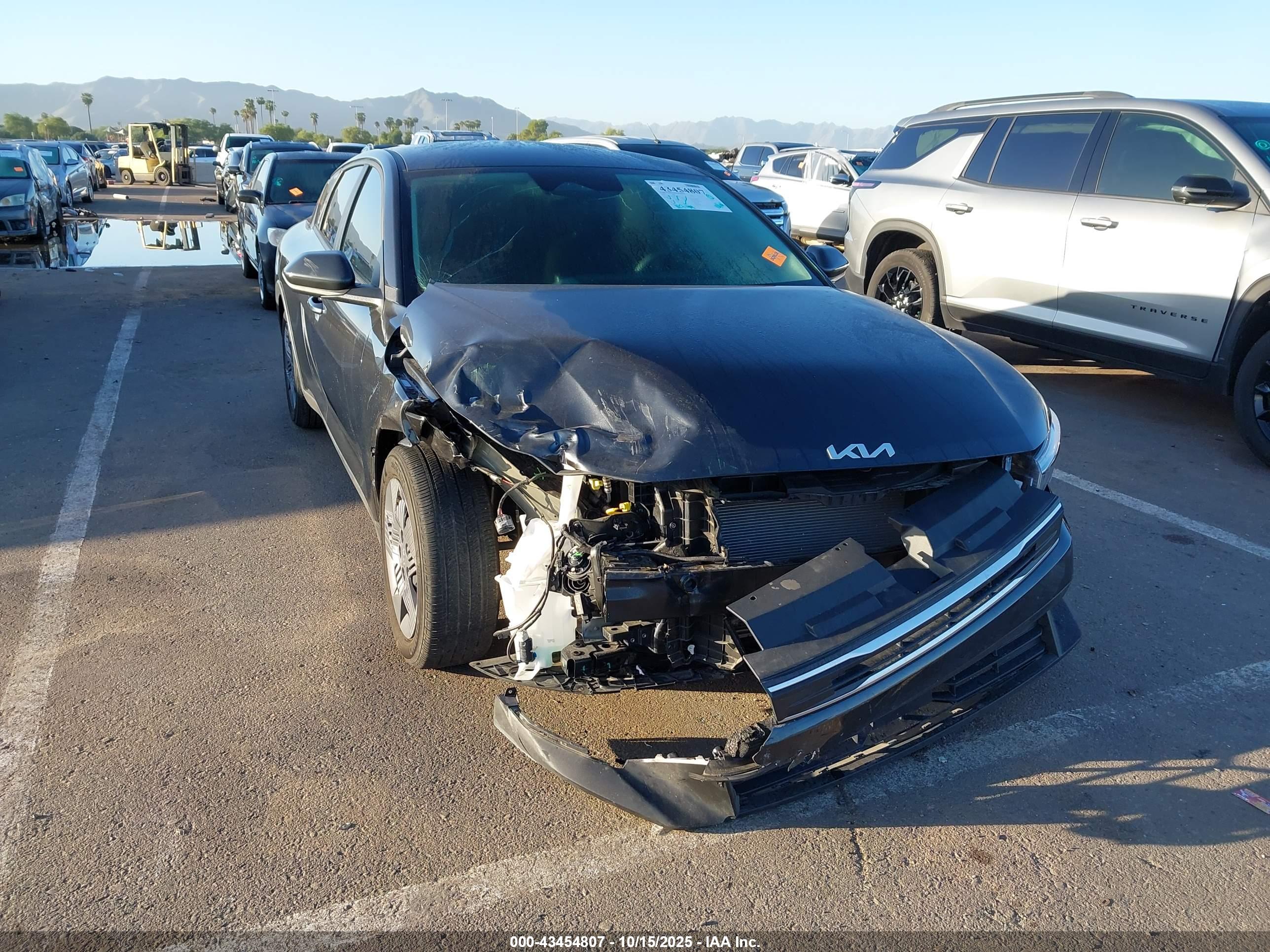 KIA K4 image 6