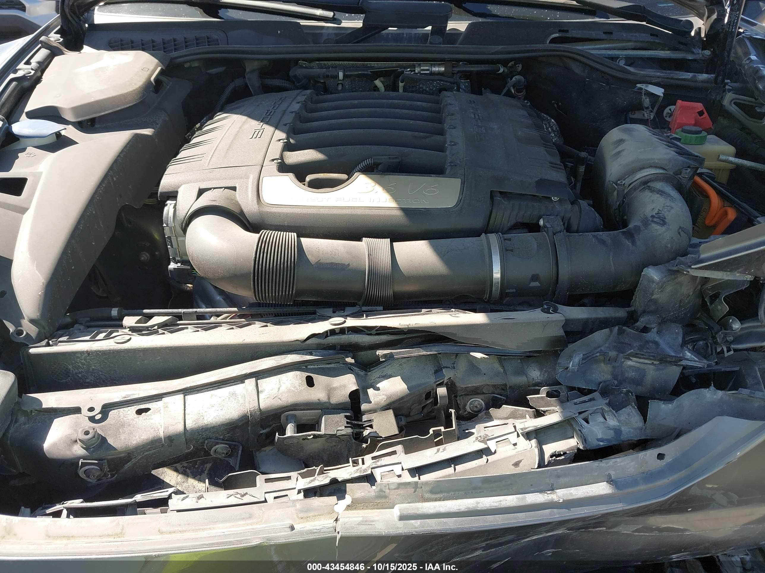 PORSCHE CAYENNE image 10